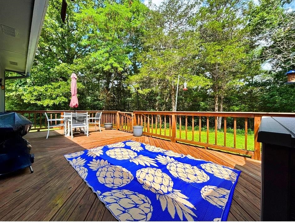 22 Spring River Lane