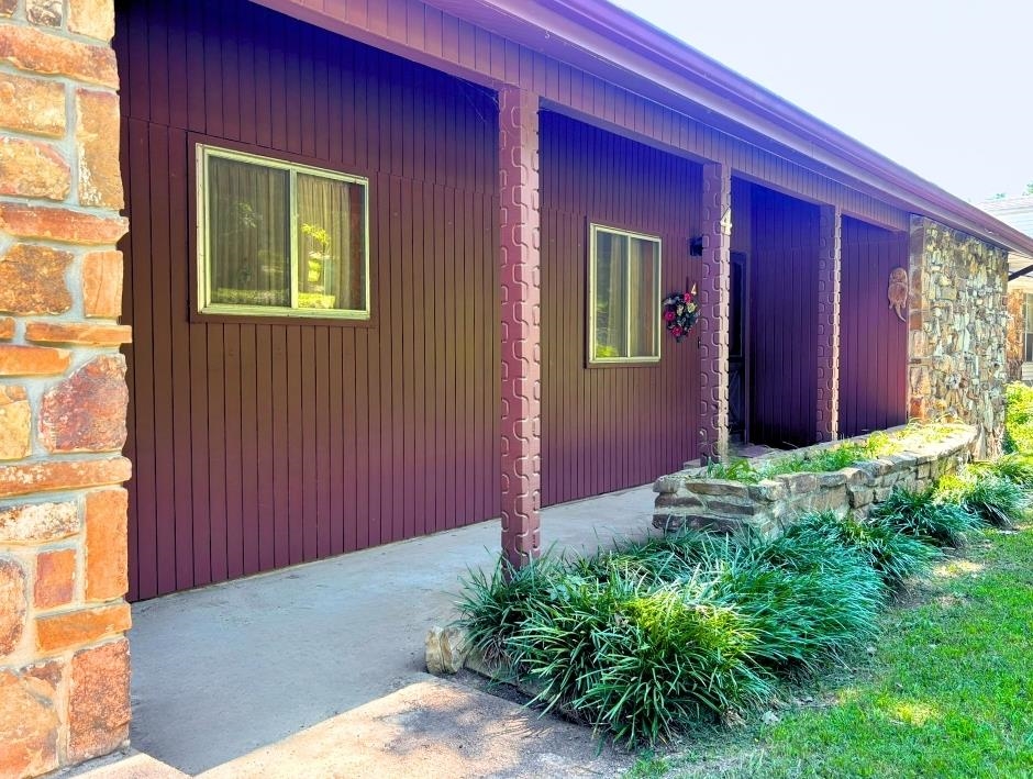 4 Otter Drive