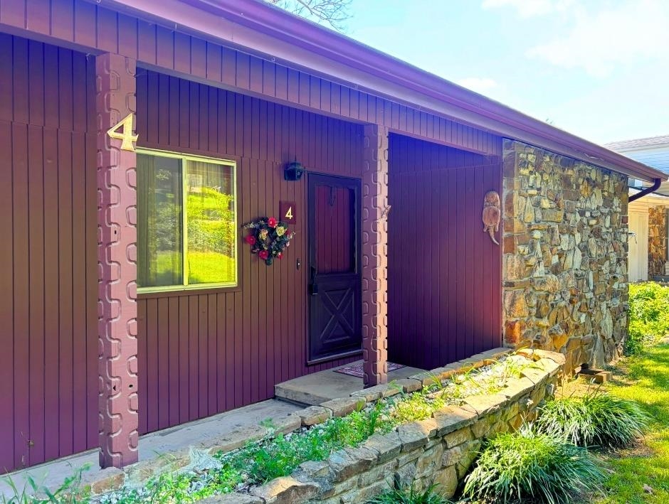 4 Otter Drive