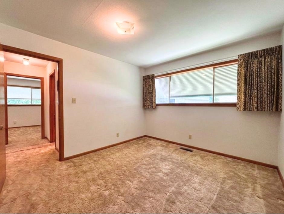 4 Otter Drive