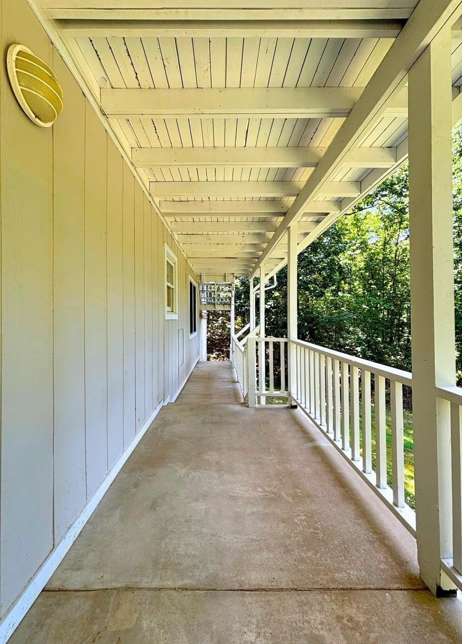 17 Powhatan Drive