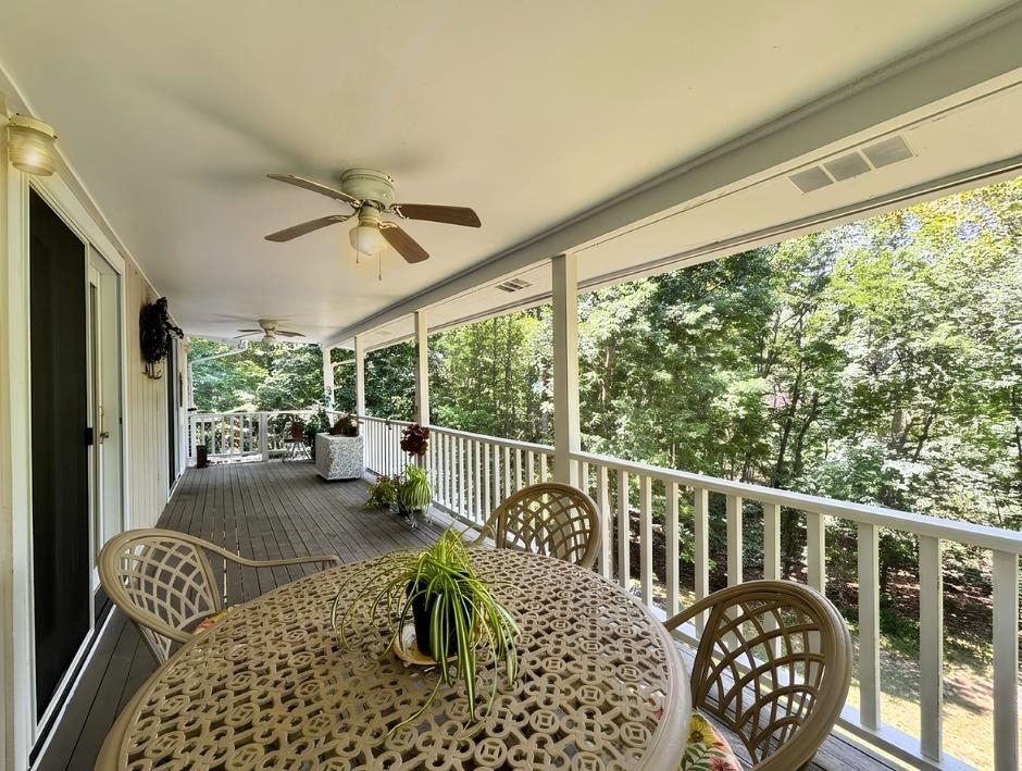 17 Powhatan Drive