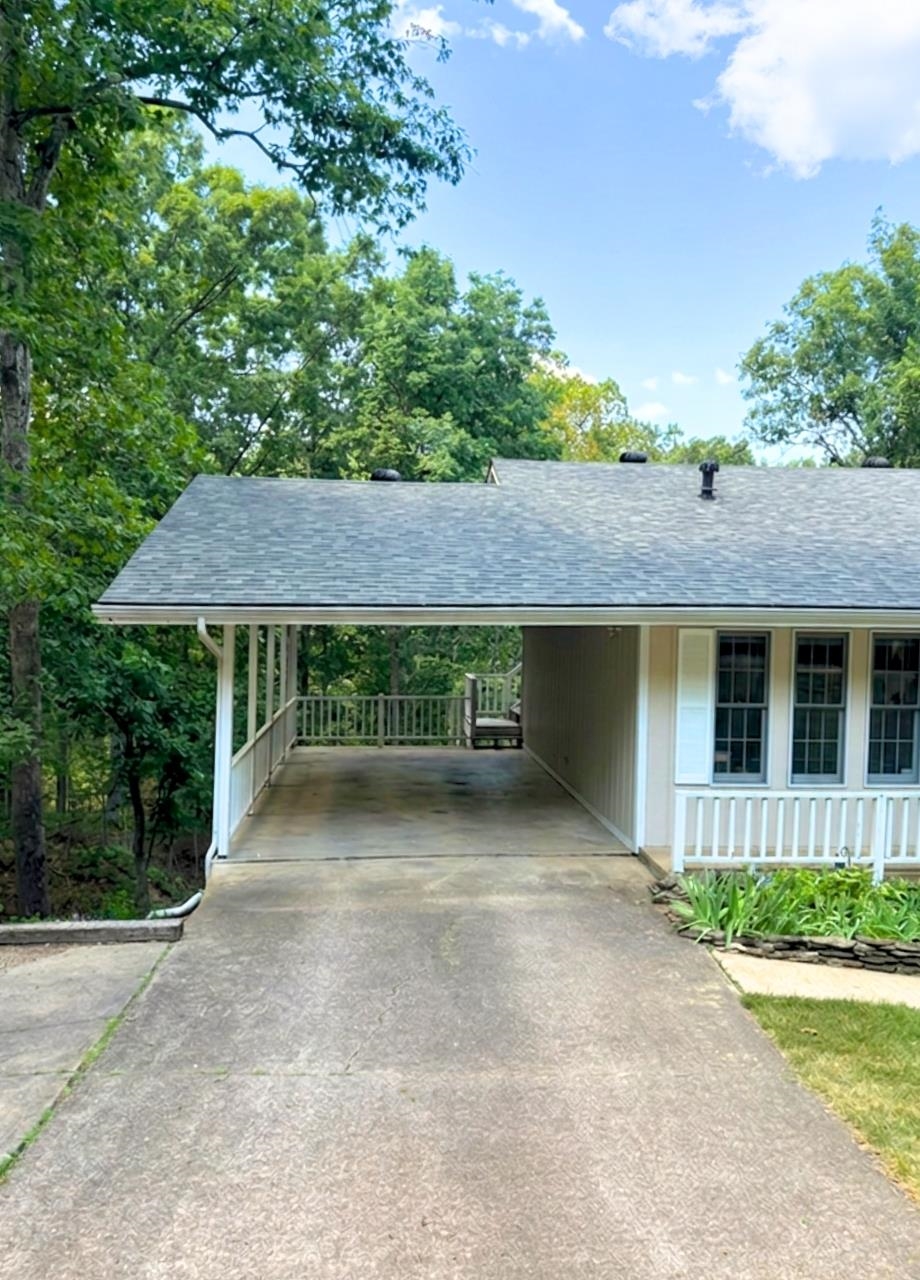 17 Powhatan Drive