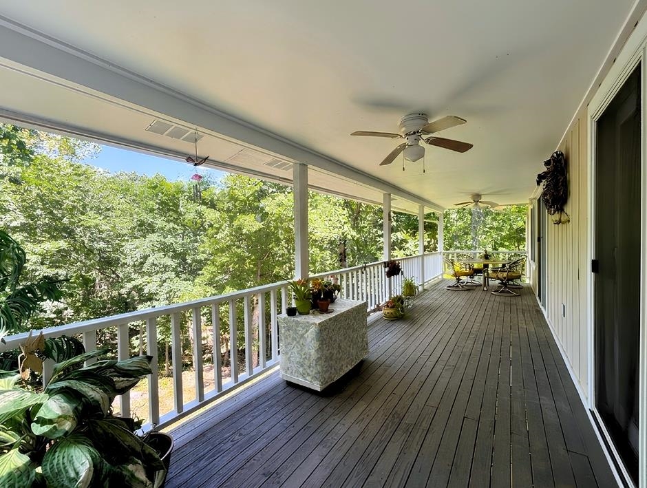 17 Powhatan Drive