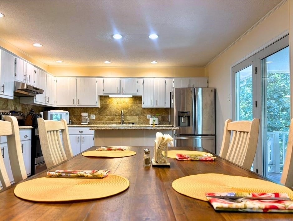 17 Powhatan Drive