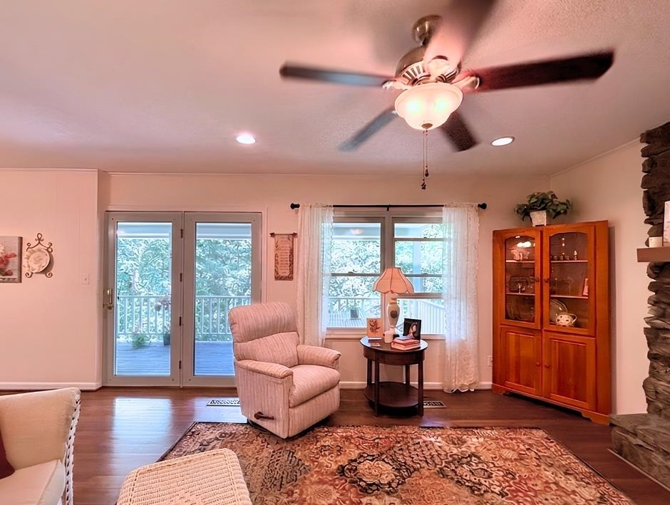 17 Powhatan Drive
