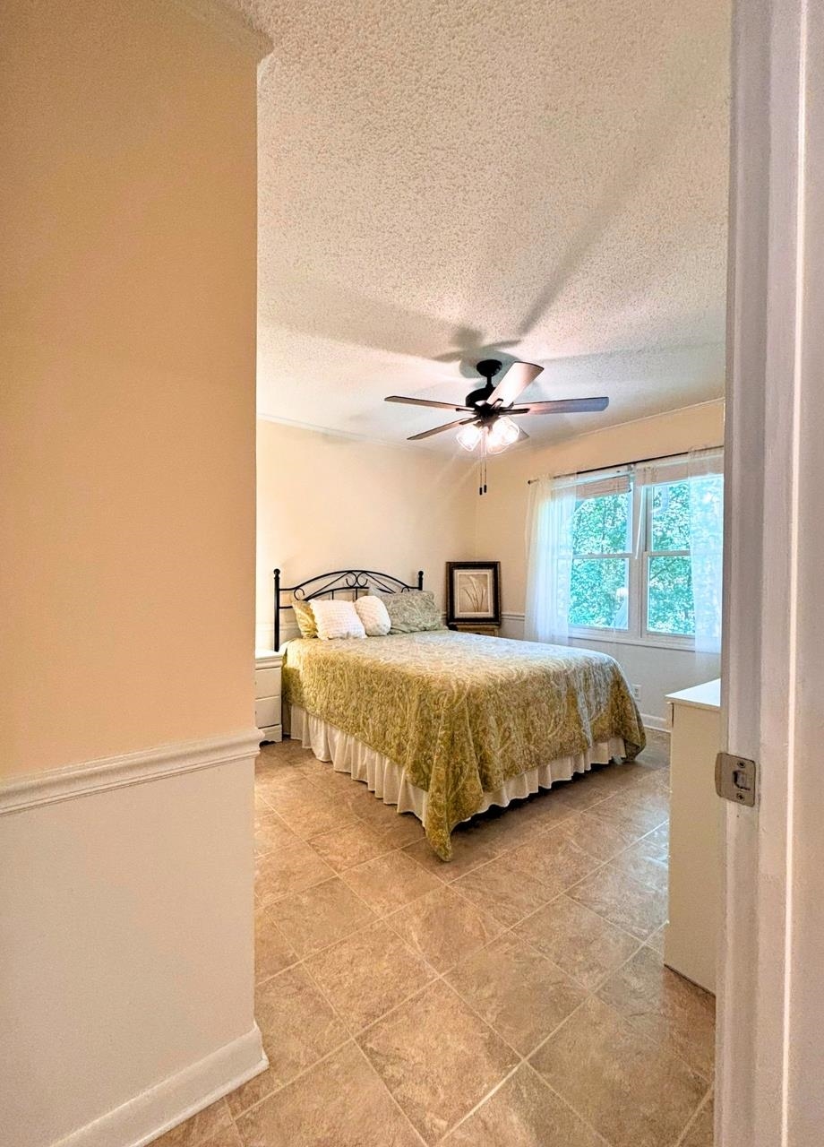 17 Powhatan Drive