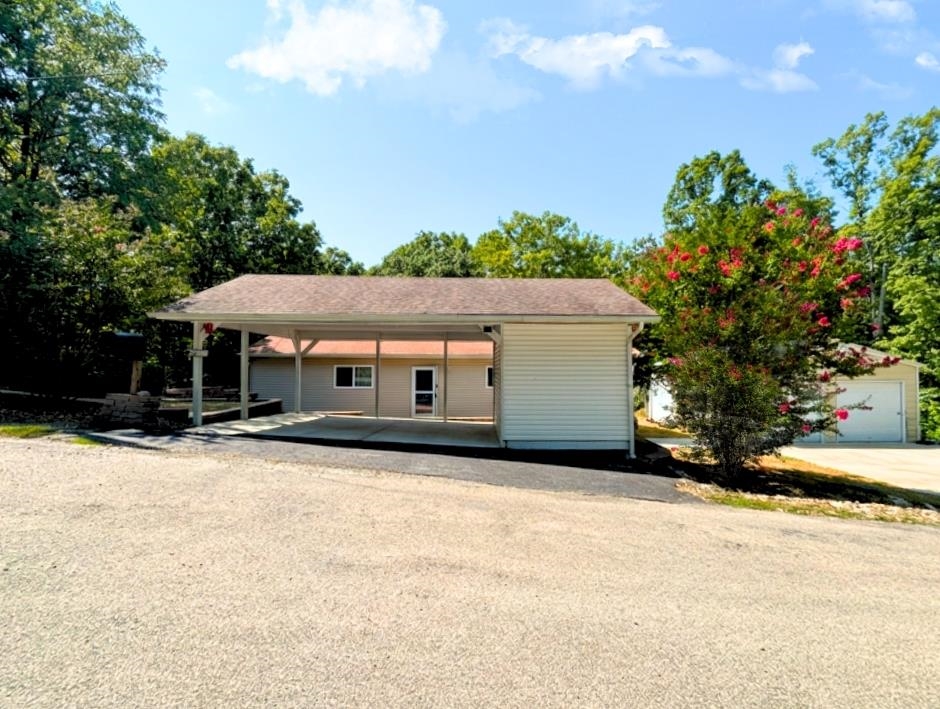 10 Algonquin Circle