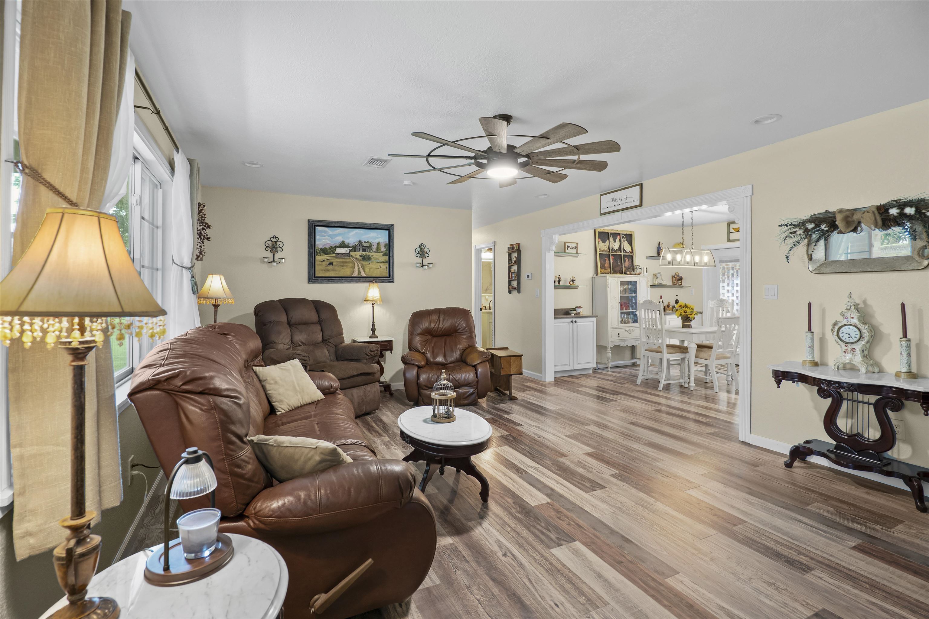 215 W Main Street