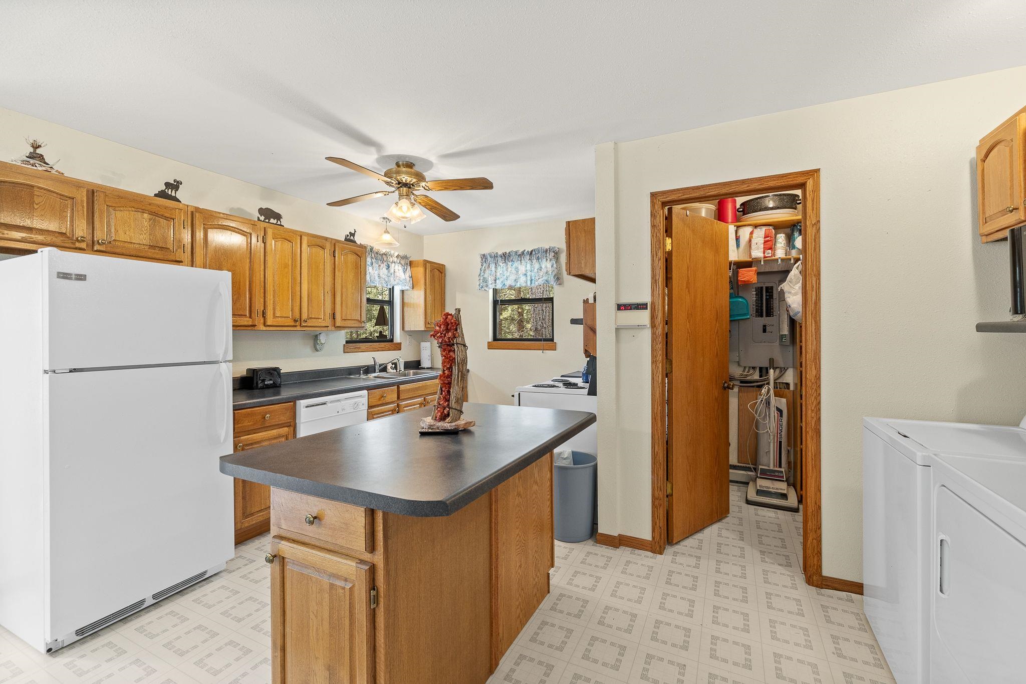 12128 Buckhorn Estates Drive