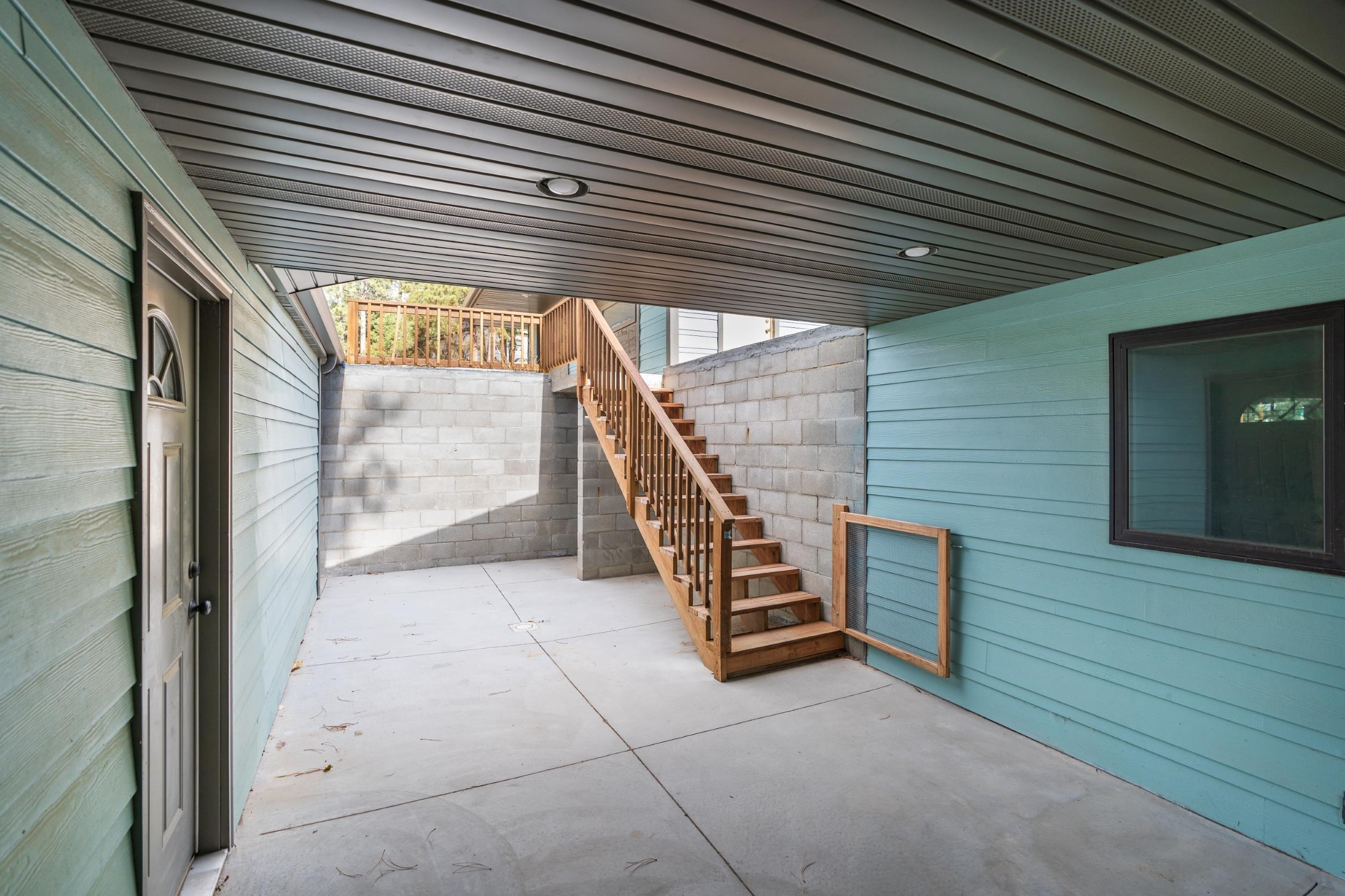 405 Clay Street