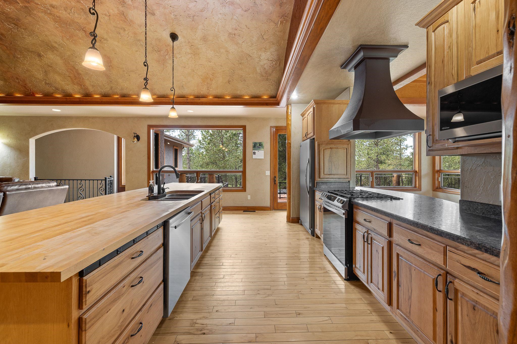 25189 Steckelberg Valley Road