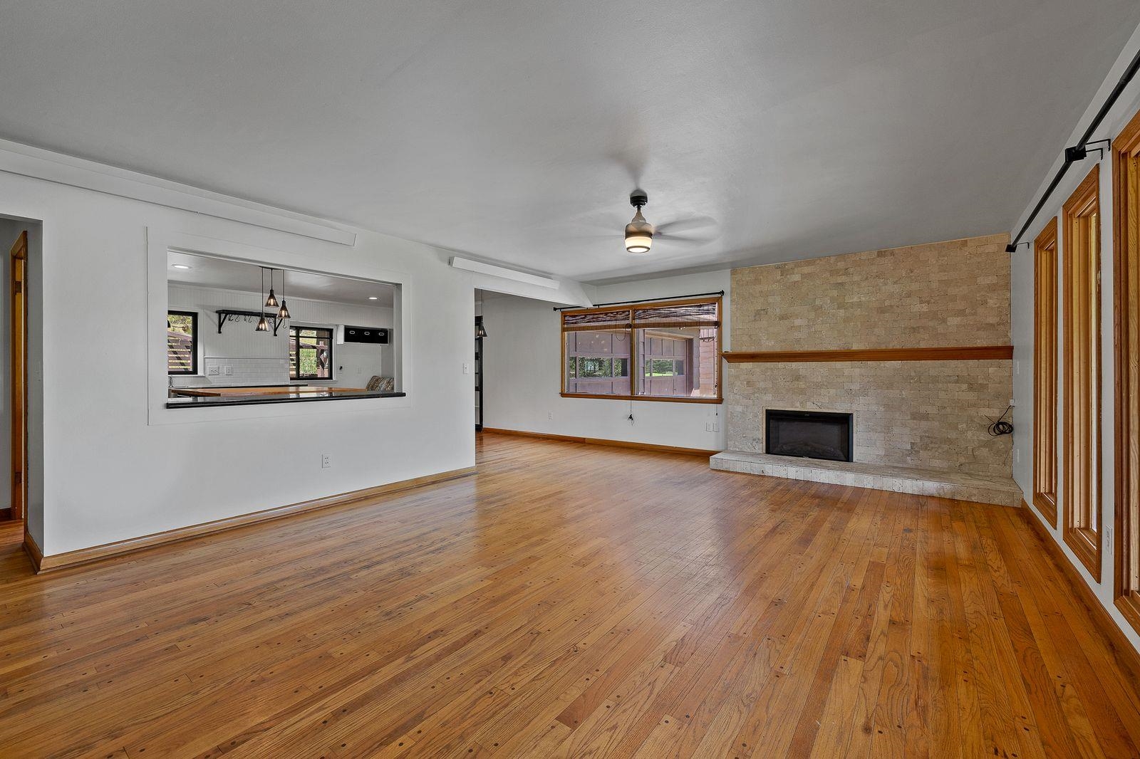 12644 Highway 16/16A