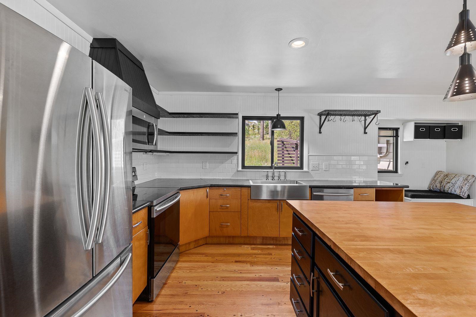 12644 Highway 16/16A