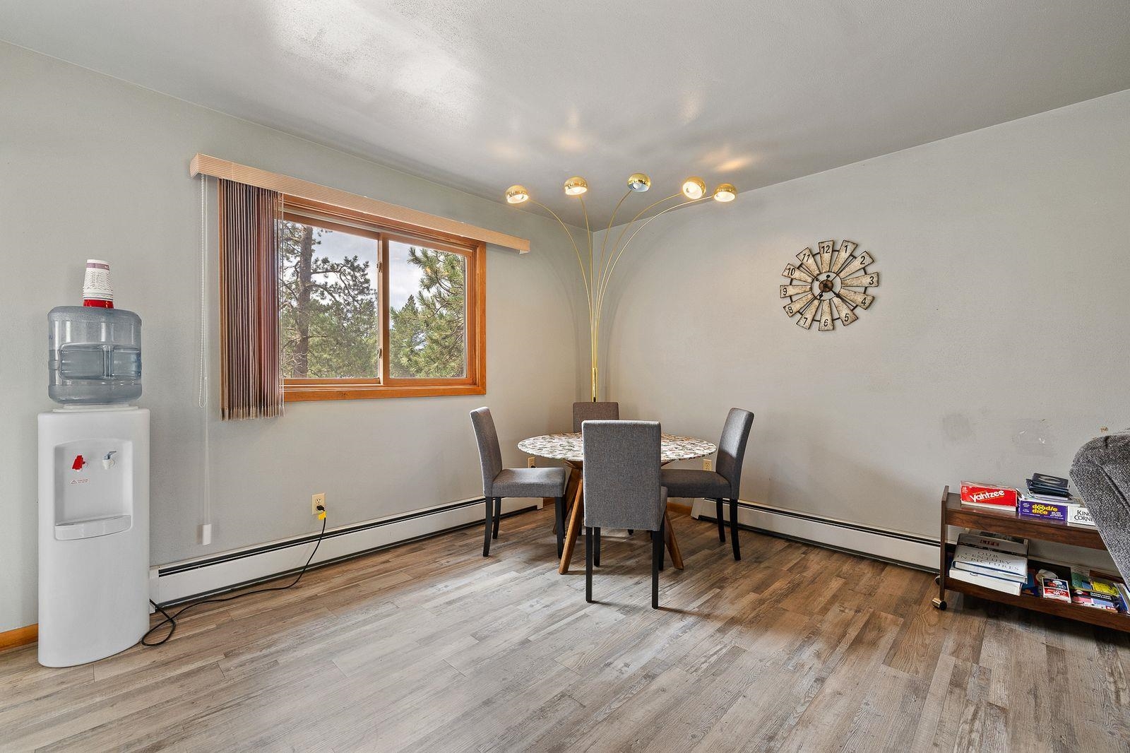 25094 & 25096 Forest Park