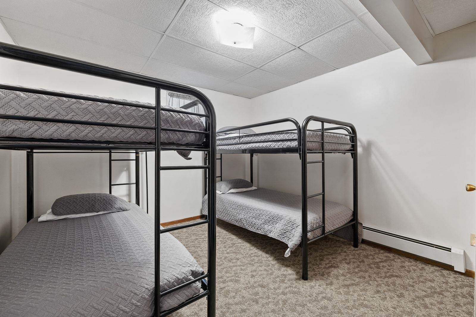 25094 & 25096 Forest Park