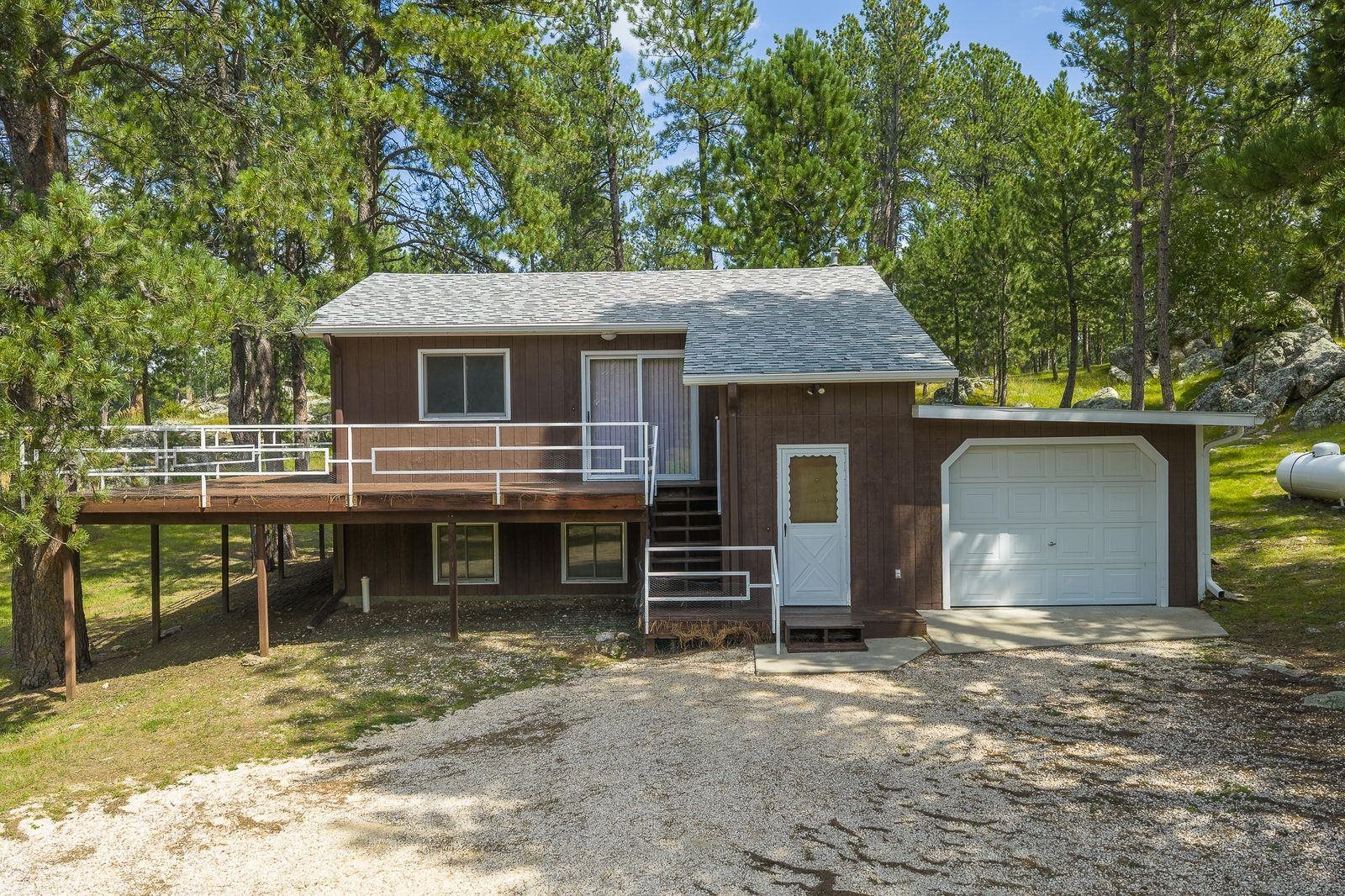 25094 & 25096 Forest Park