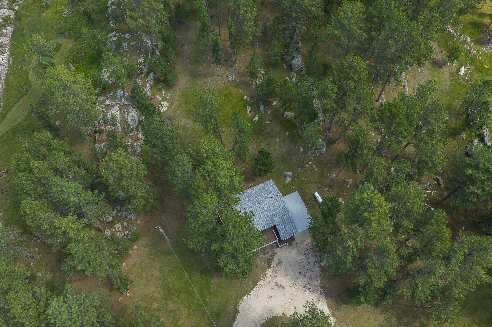 25094 & 25096 Forest Park