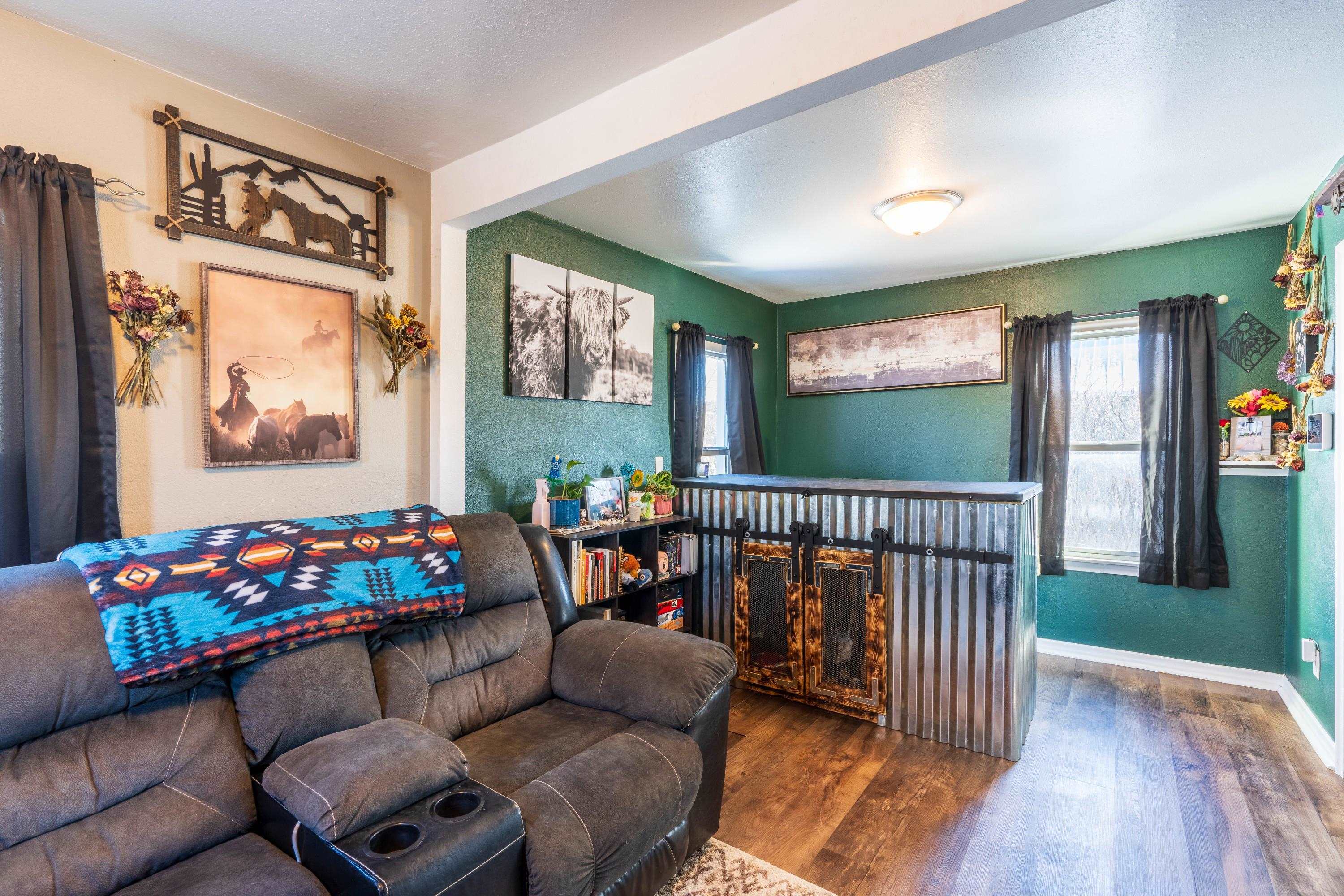 305 E Watertown Street