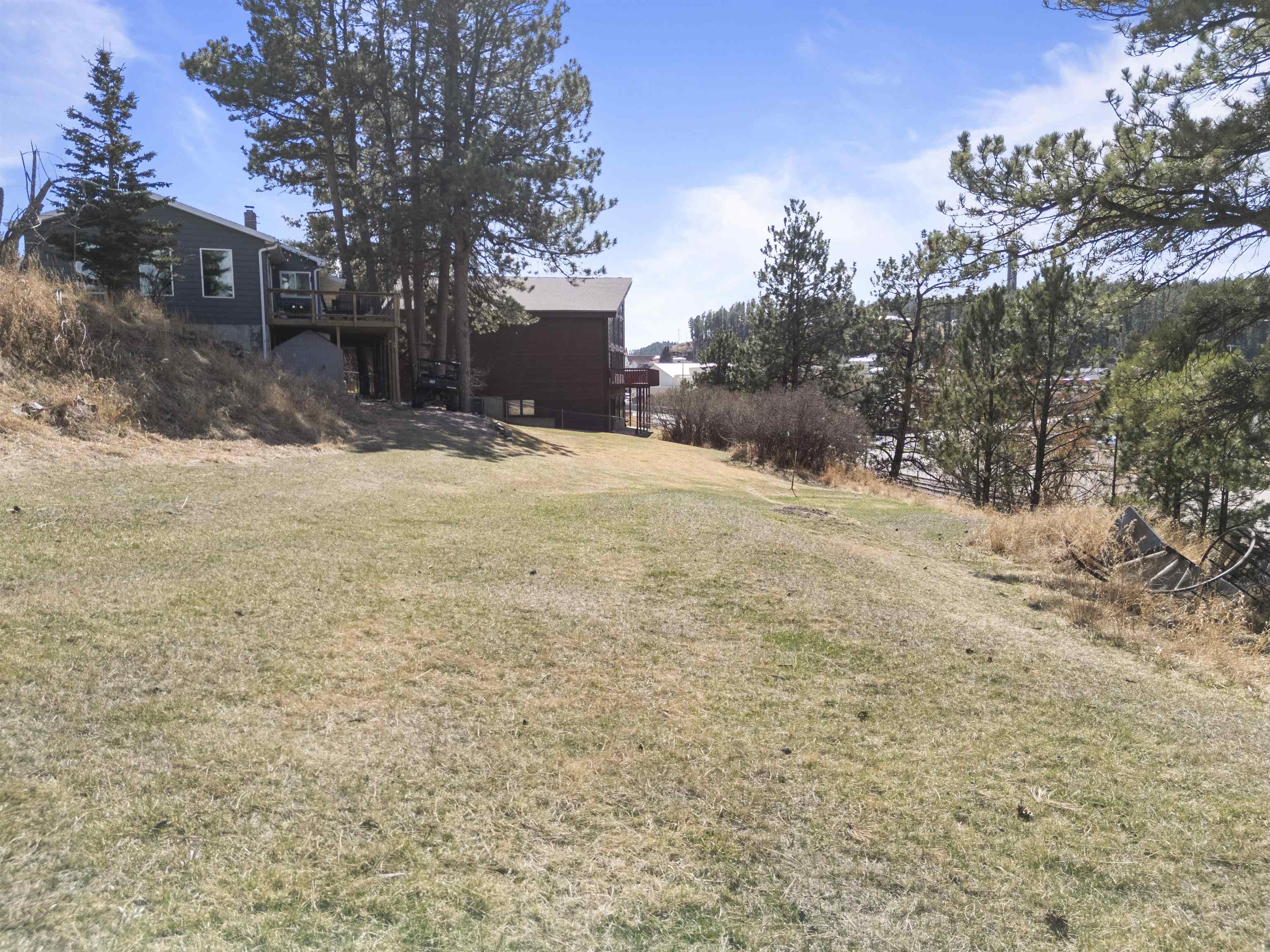 TBD Pine Mountain Avenue