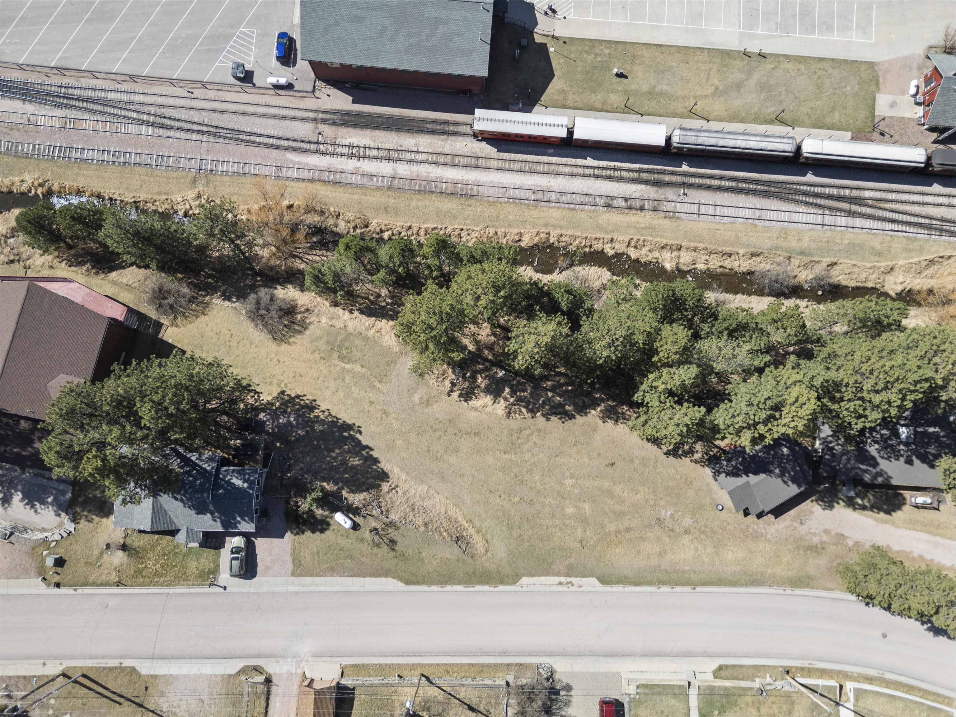 TBD Pine Mountain Avenue