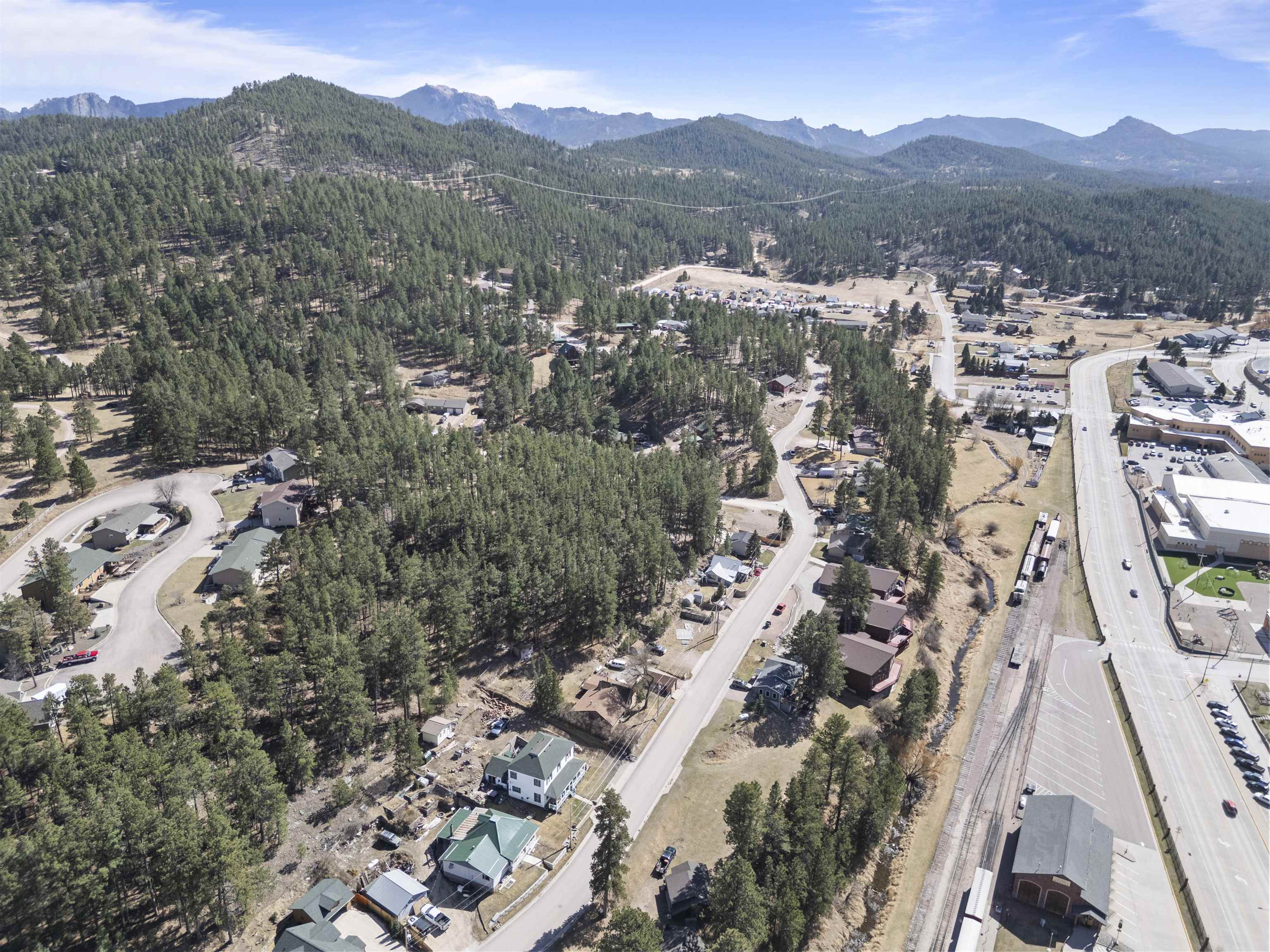 TBD Pine Mountain Avenue