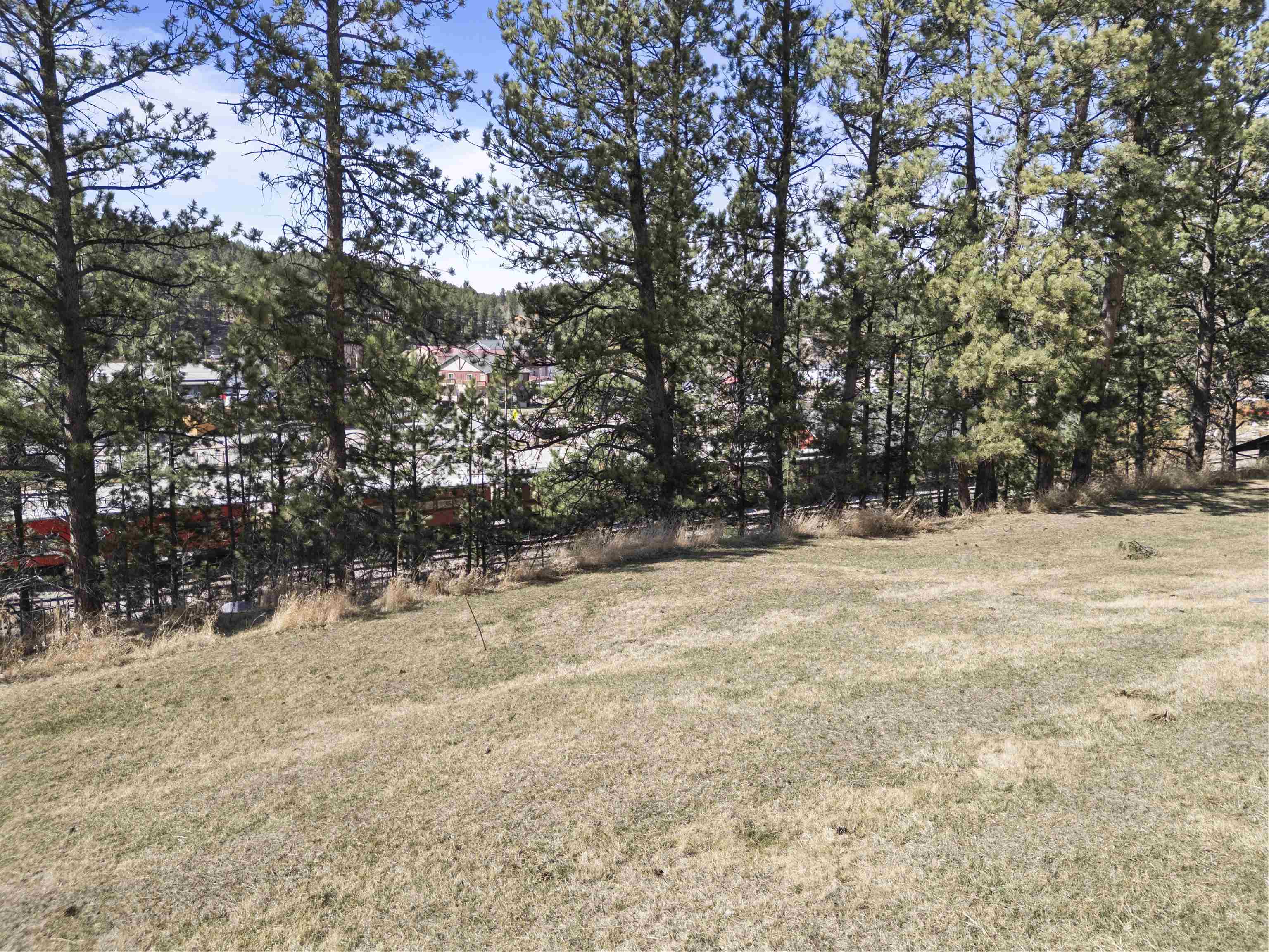 TBD Pine Mountain Avenue