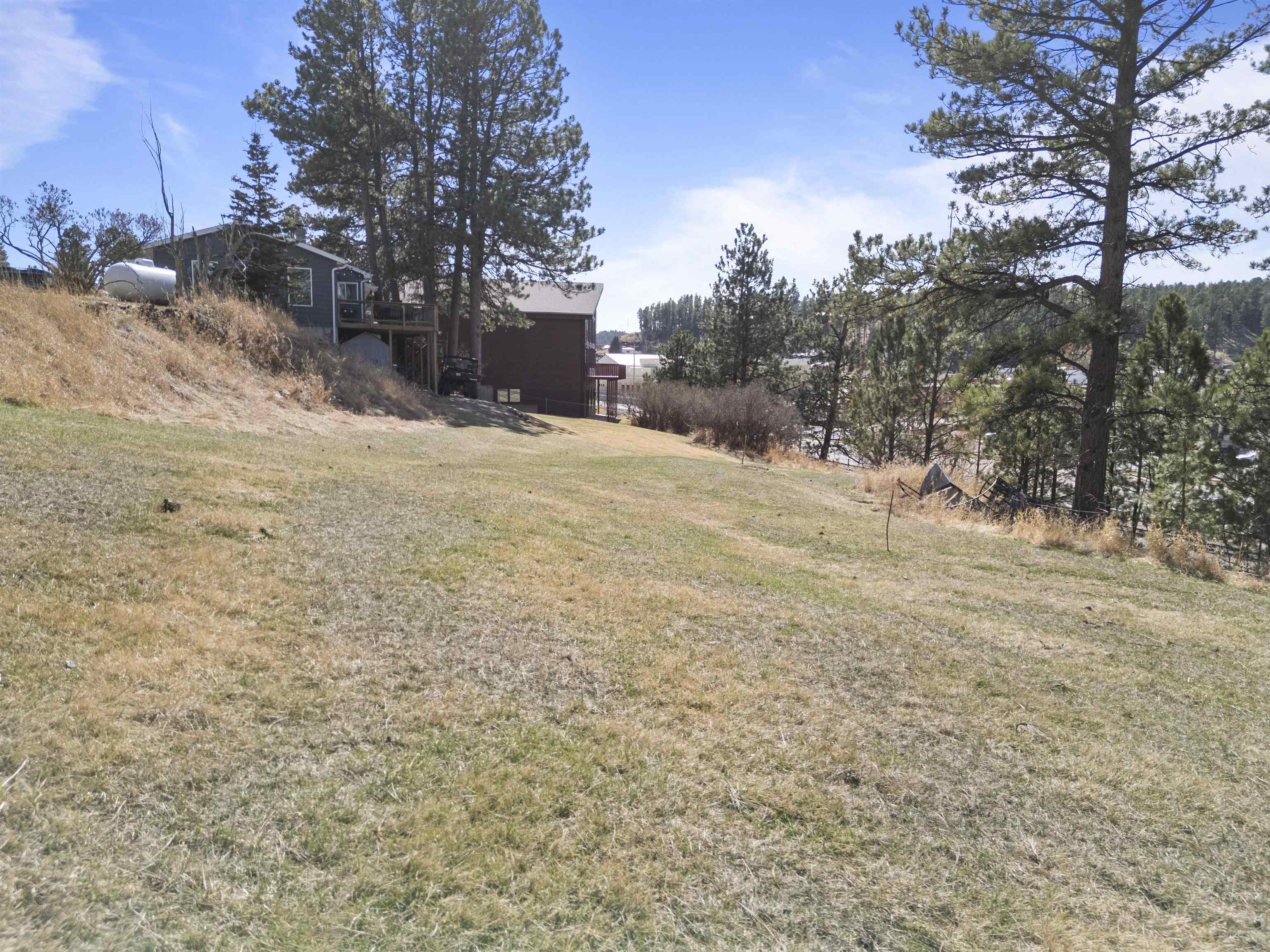 TBD Pine Mountain Avenue