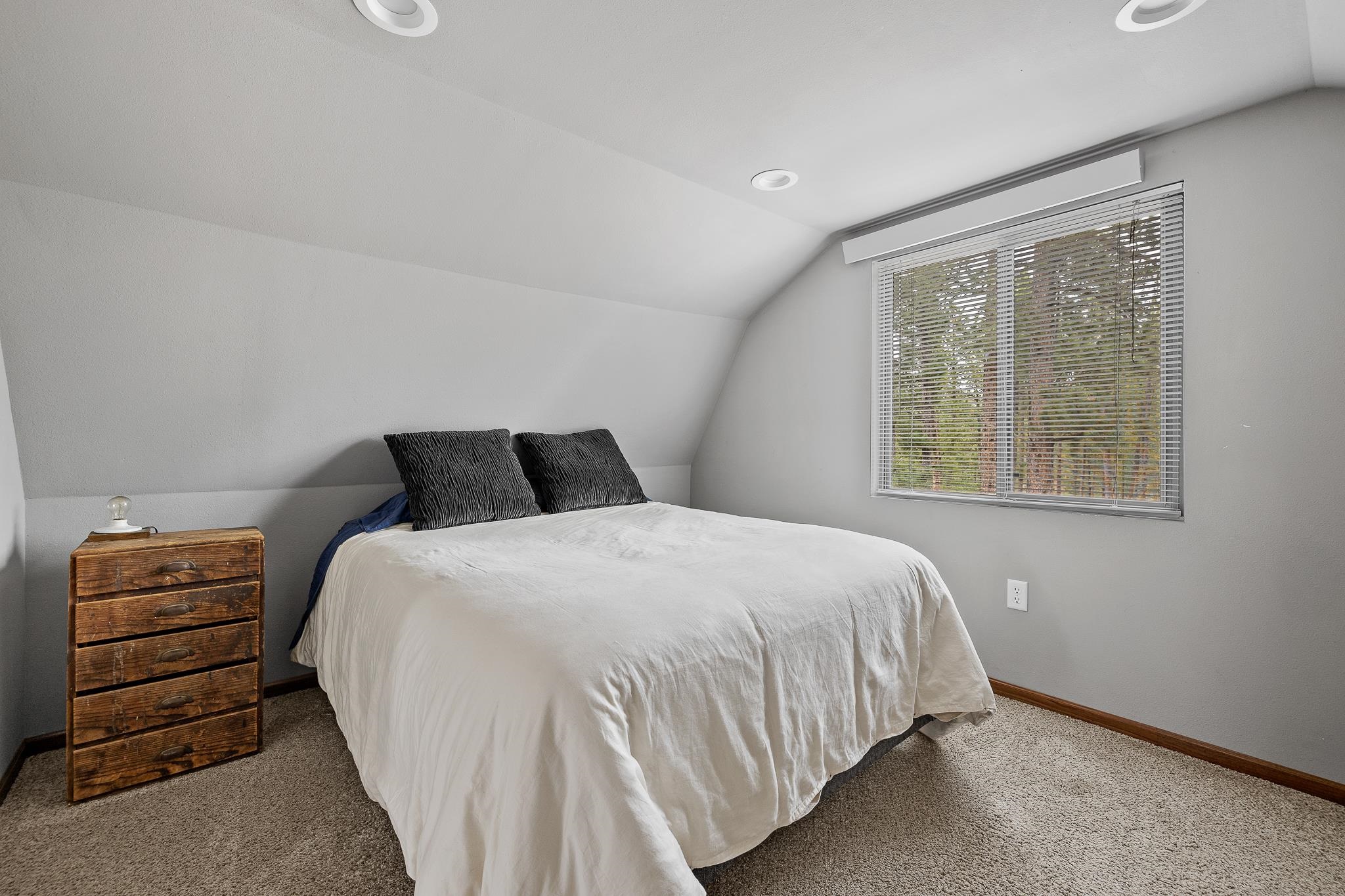 22773 Sunnyside Gulch Road
