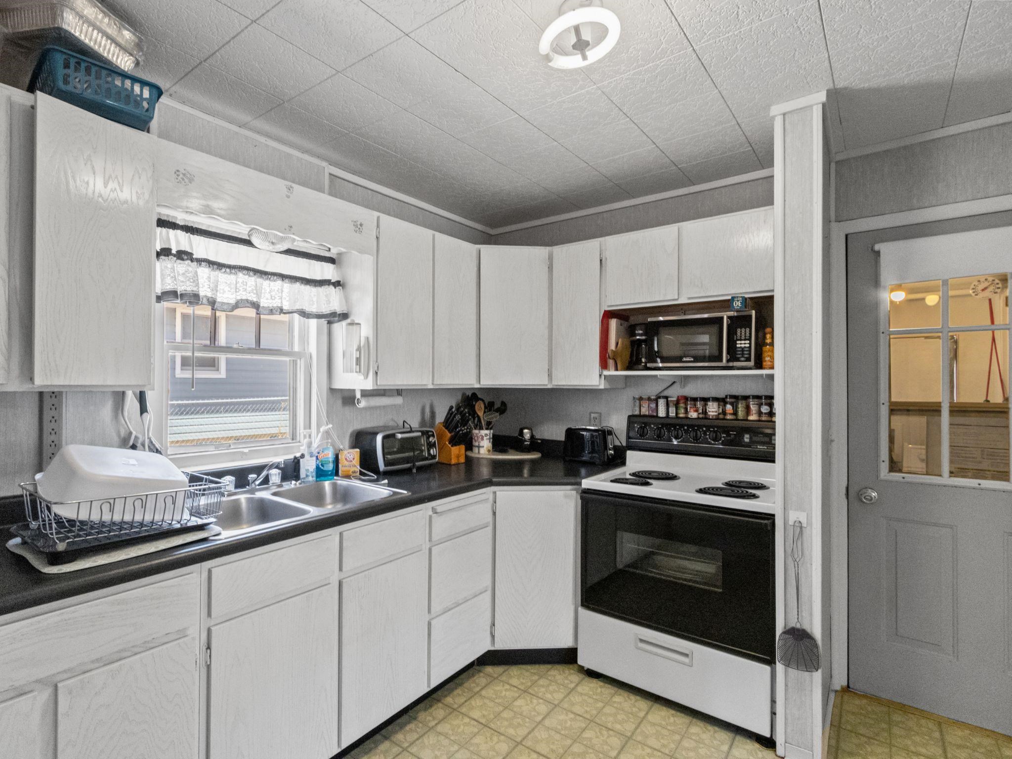 1442 Canton Avenue