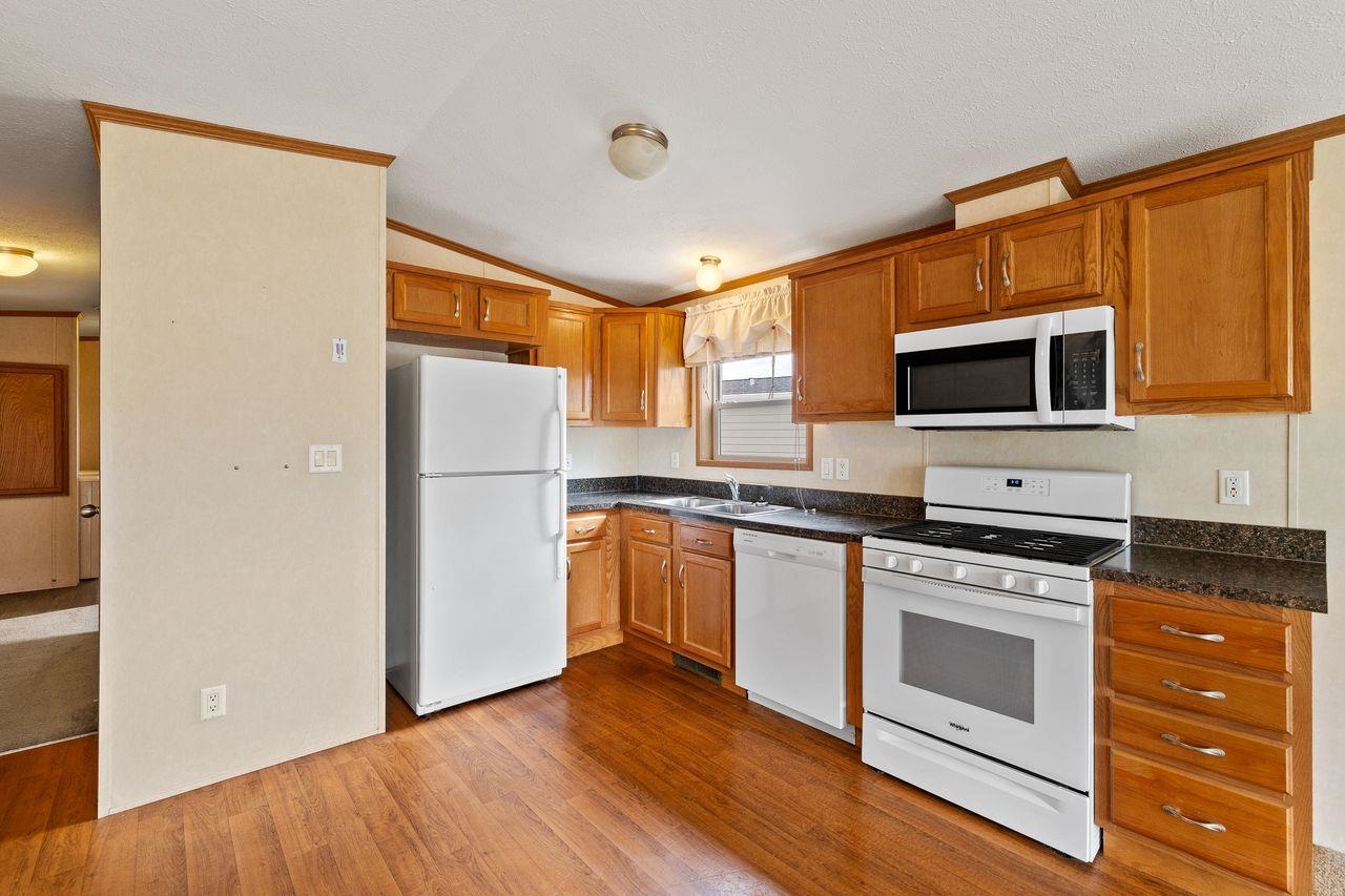 1681 Wood Lily Lane