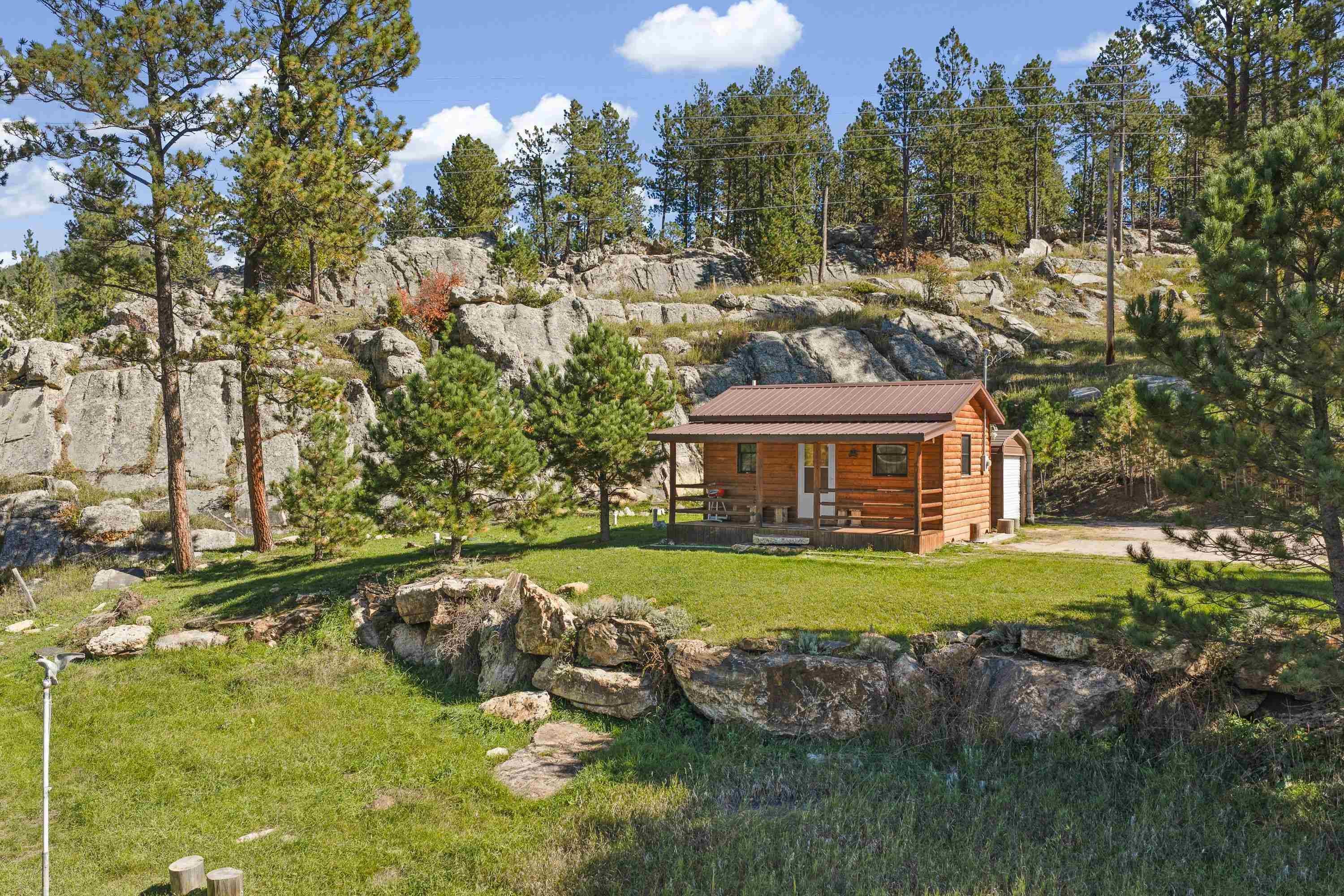 25006 Highway 16/385