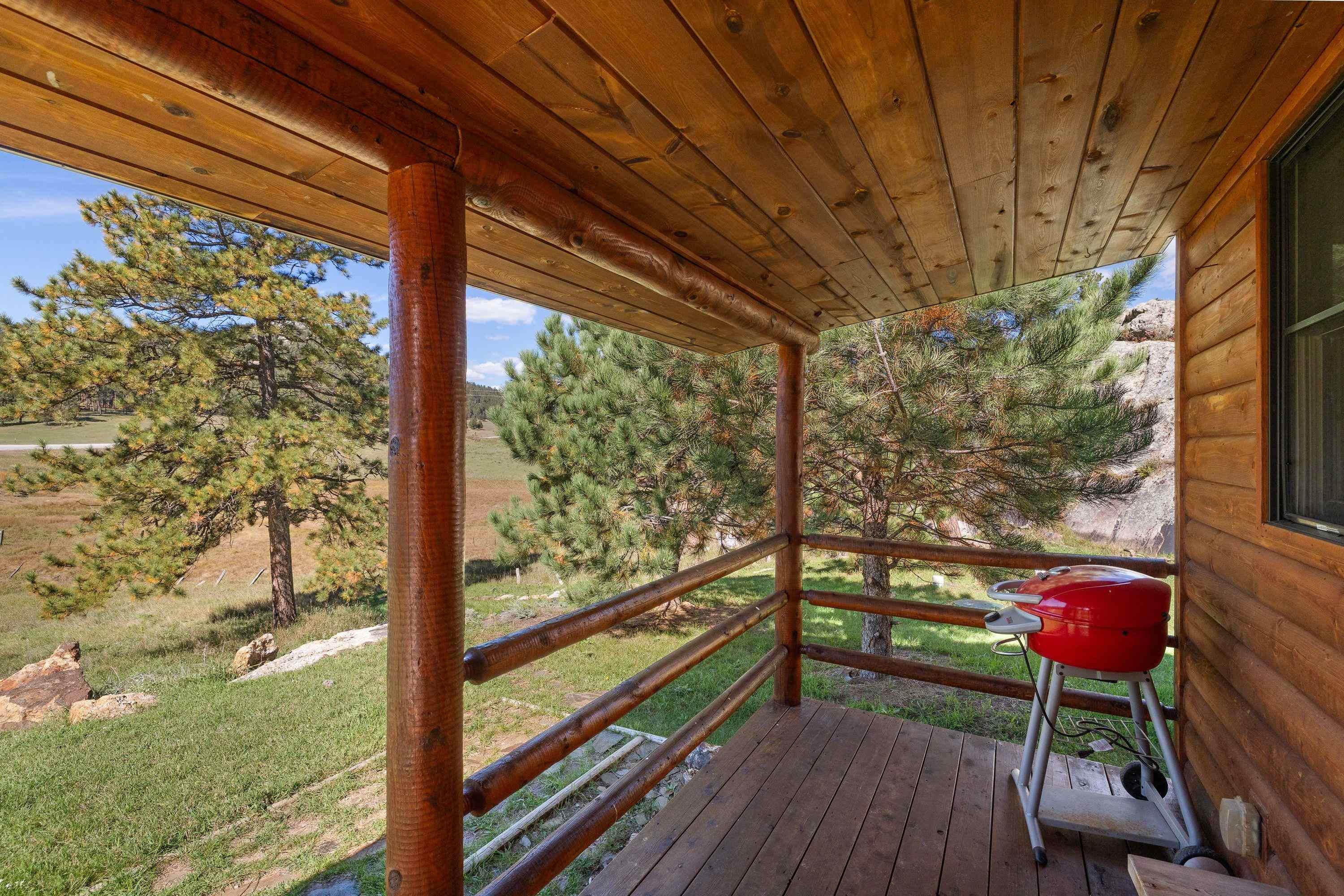 25006 Highway 16/385