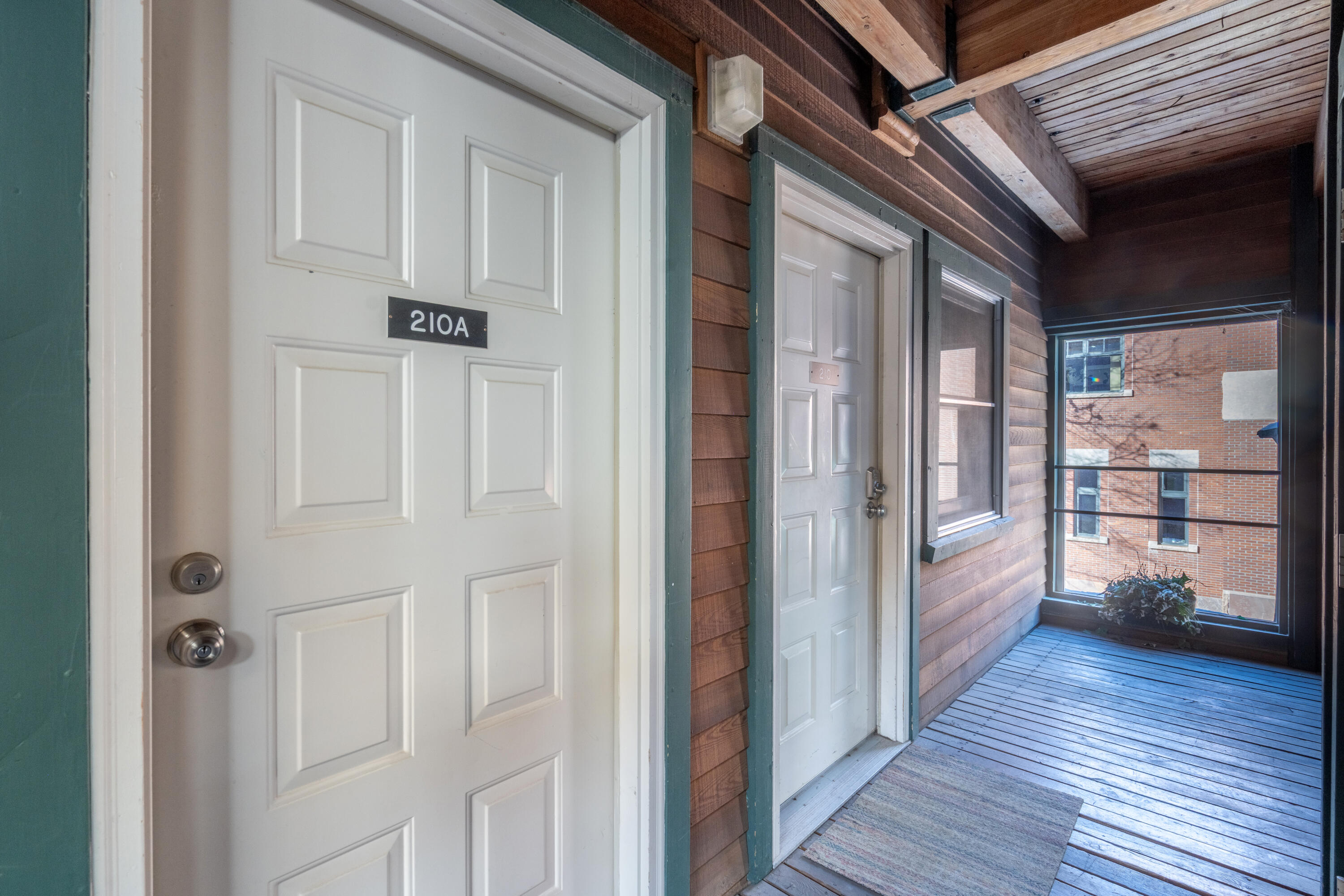 210 S Pine St Street