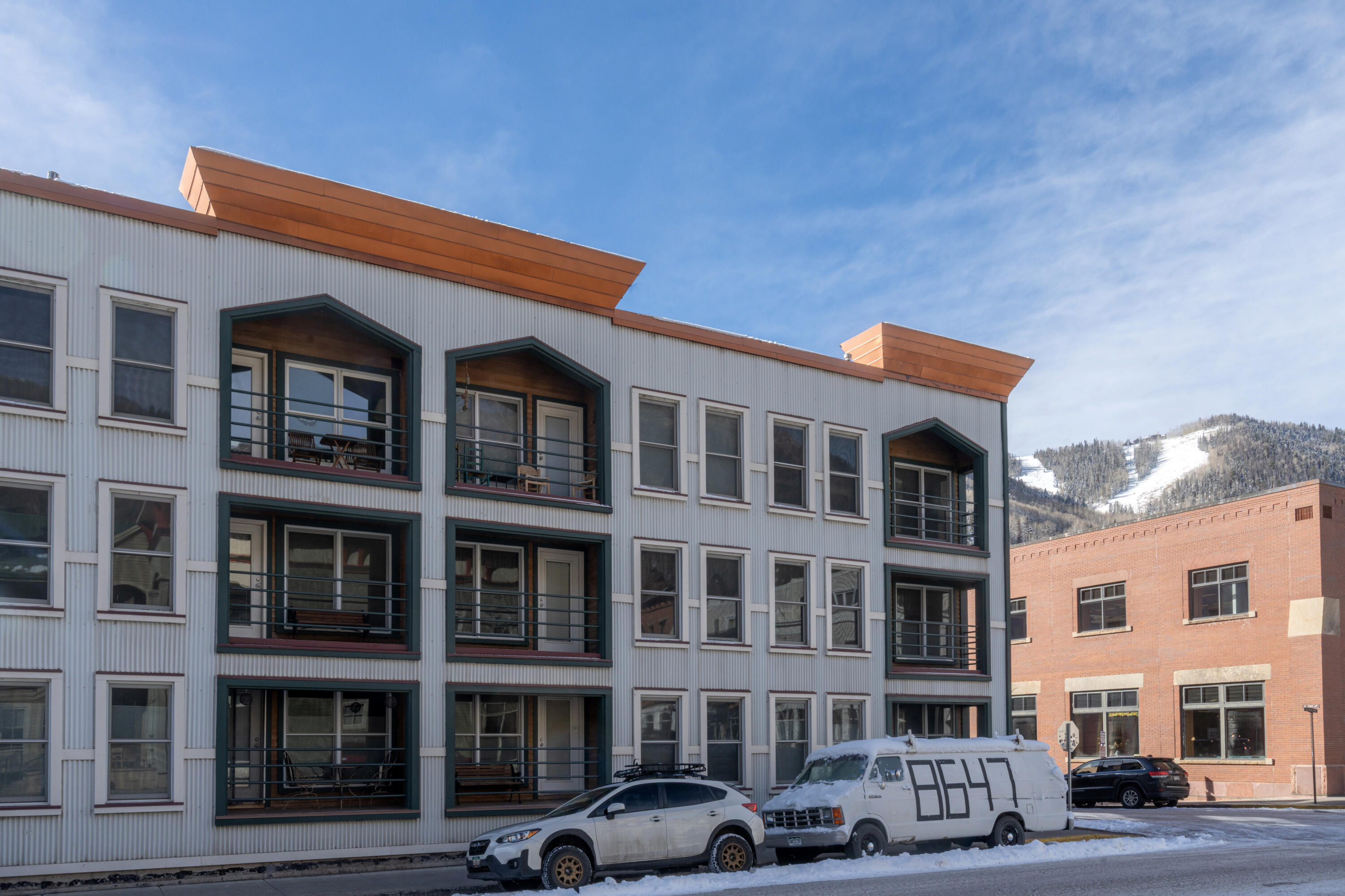 210 S Pine St Street