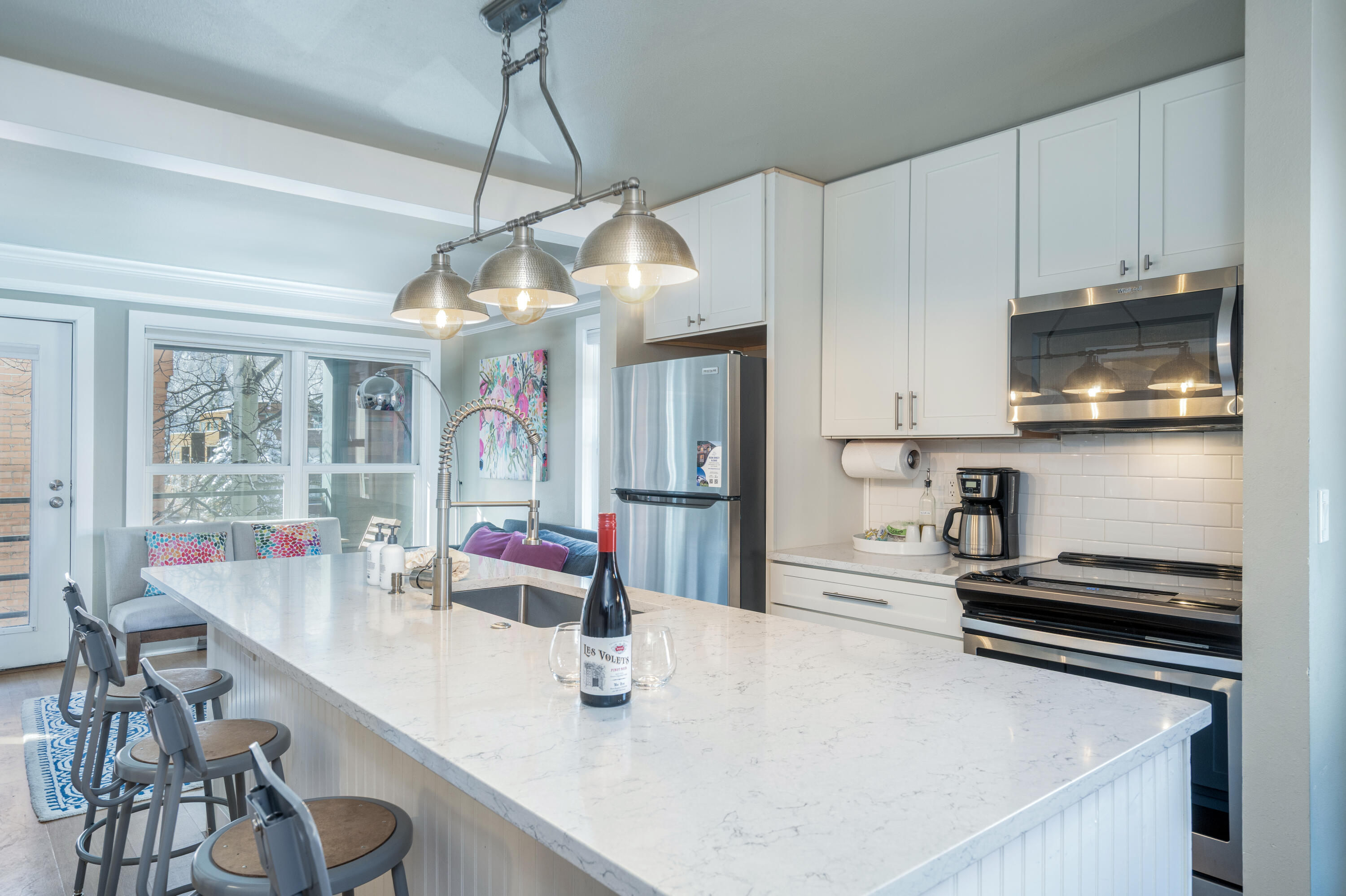 210 S Pine St Street