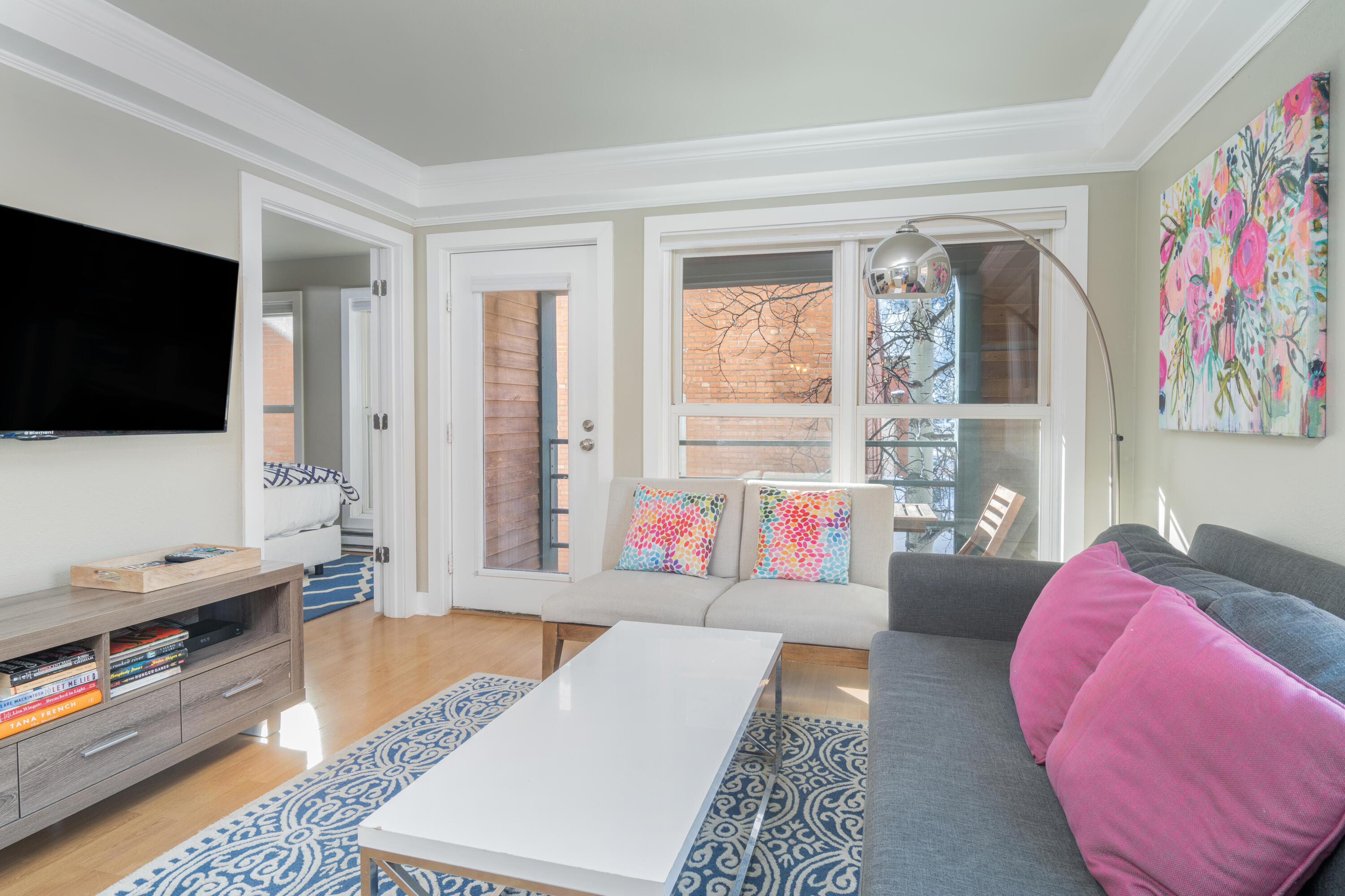 210 S Pine St Street