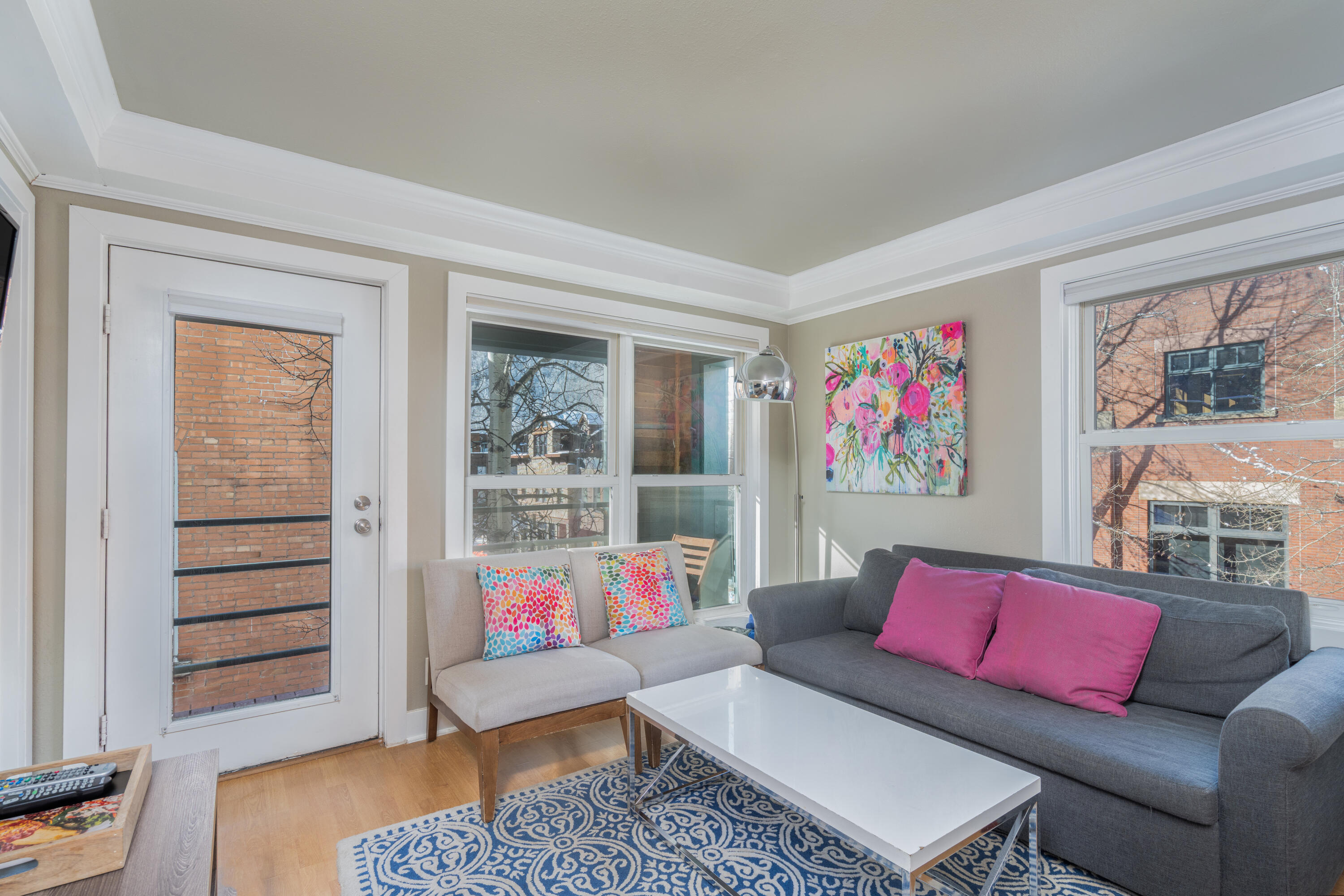 210 S Pine St Street