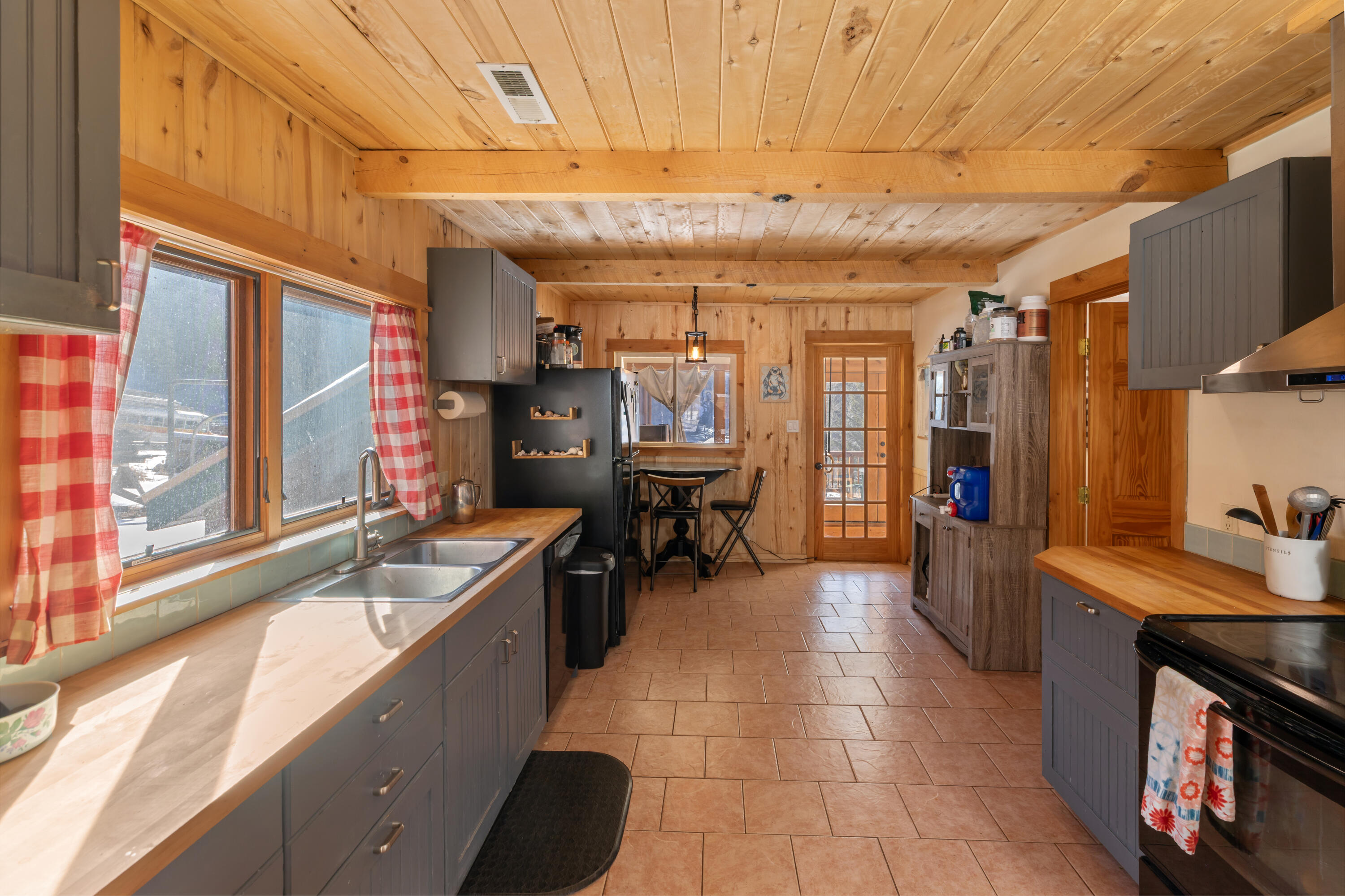 212 Granite Ave Avenue