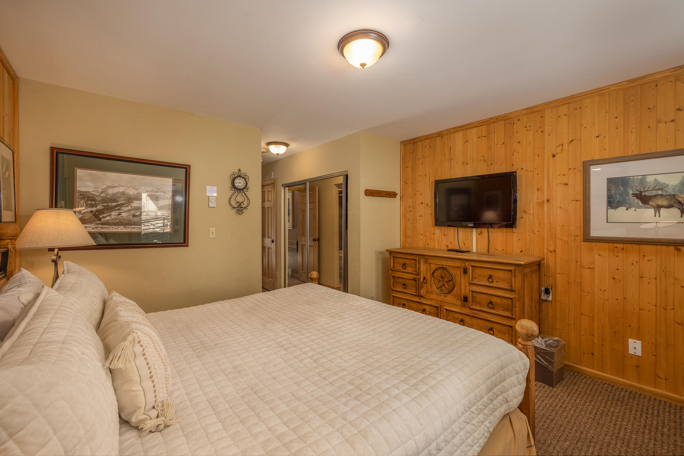 651 W Pacific Ave Avenue