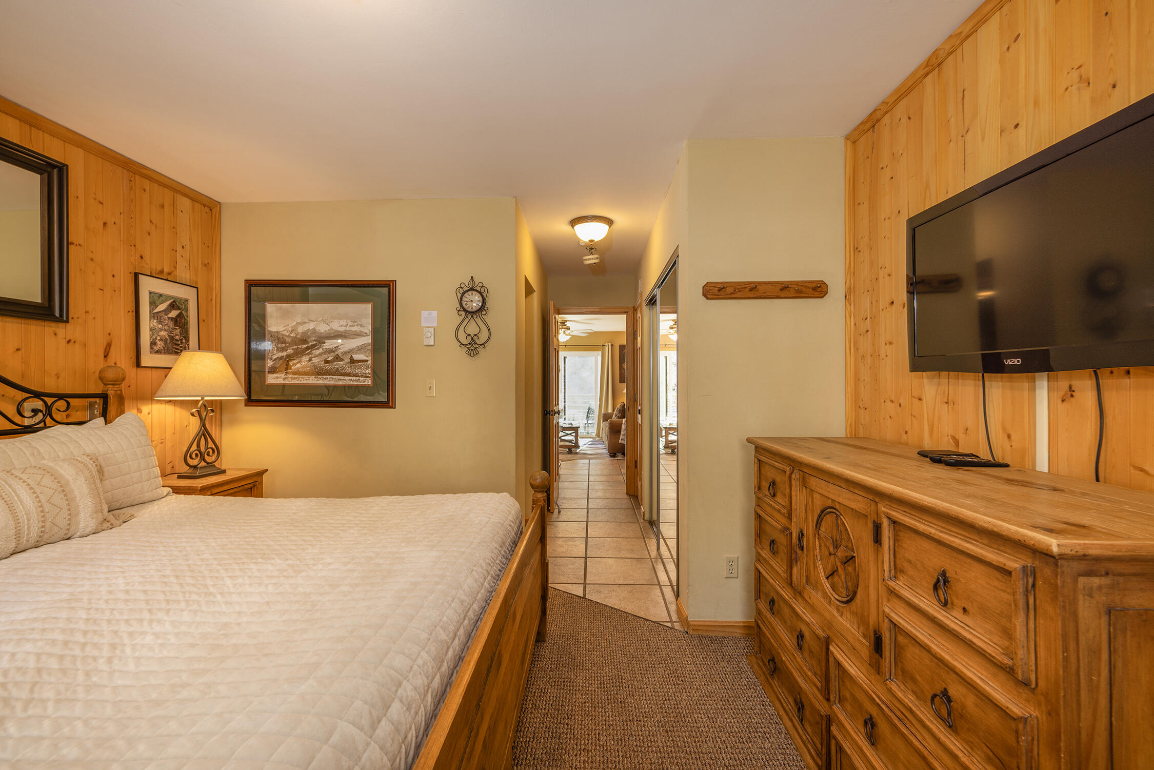 651 W Pacific Ave Avenue