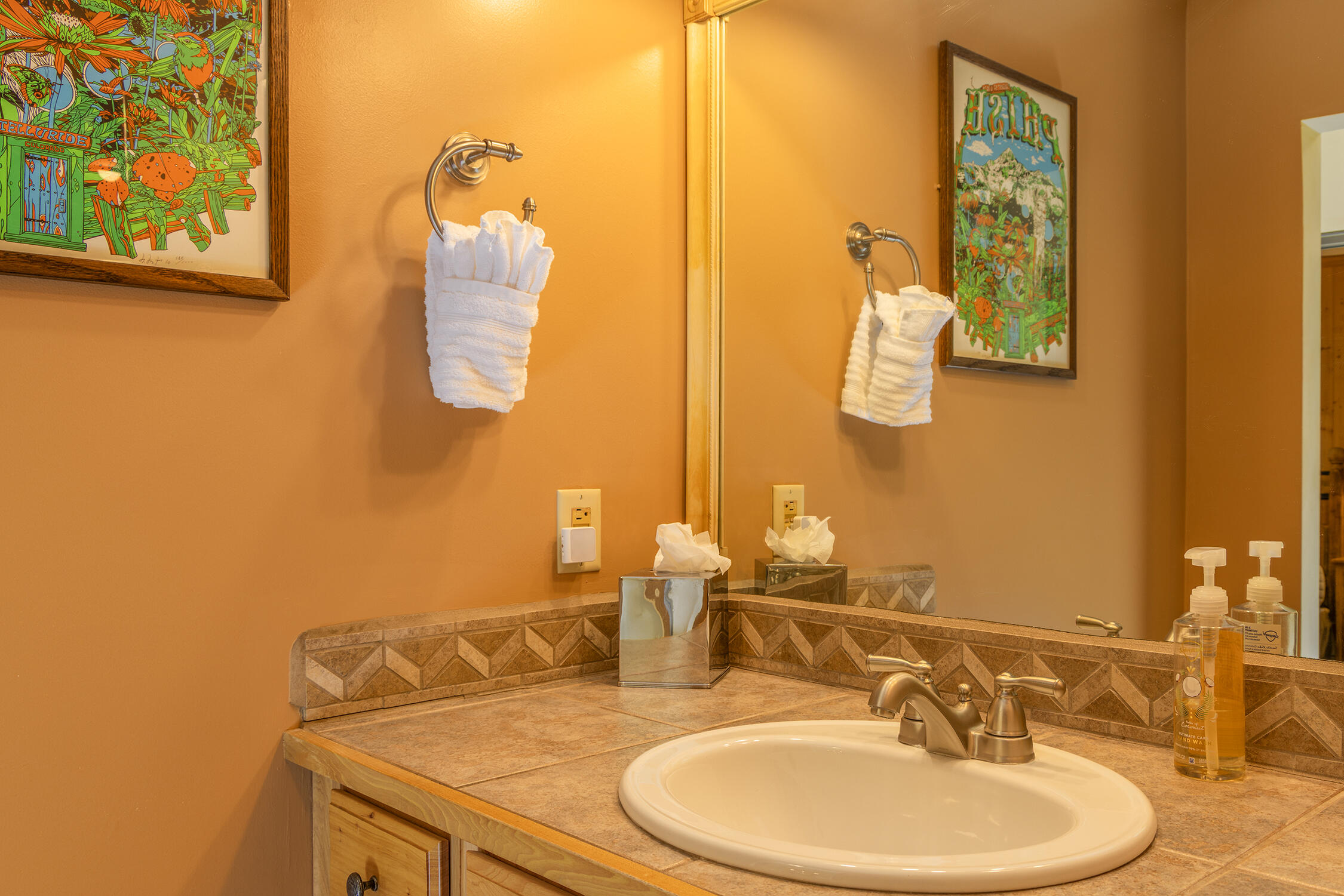 651 W Pacific Ave Avenue