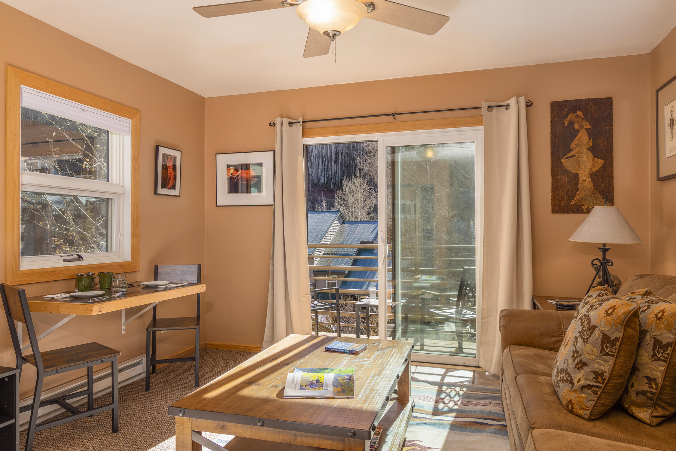 651 W Pacific Ave Avenue