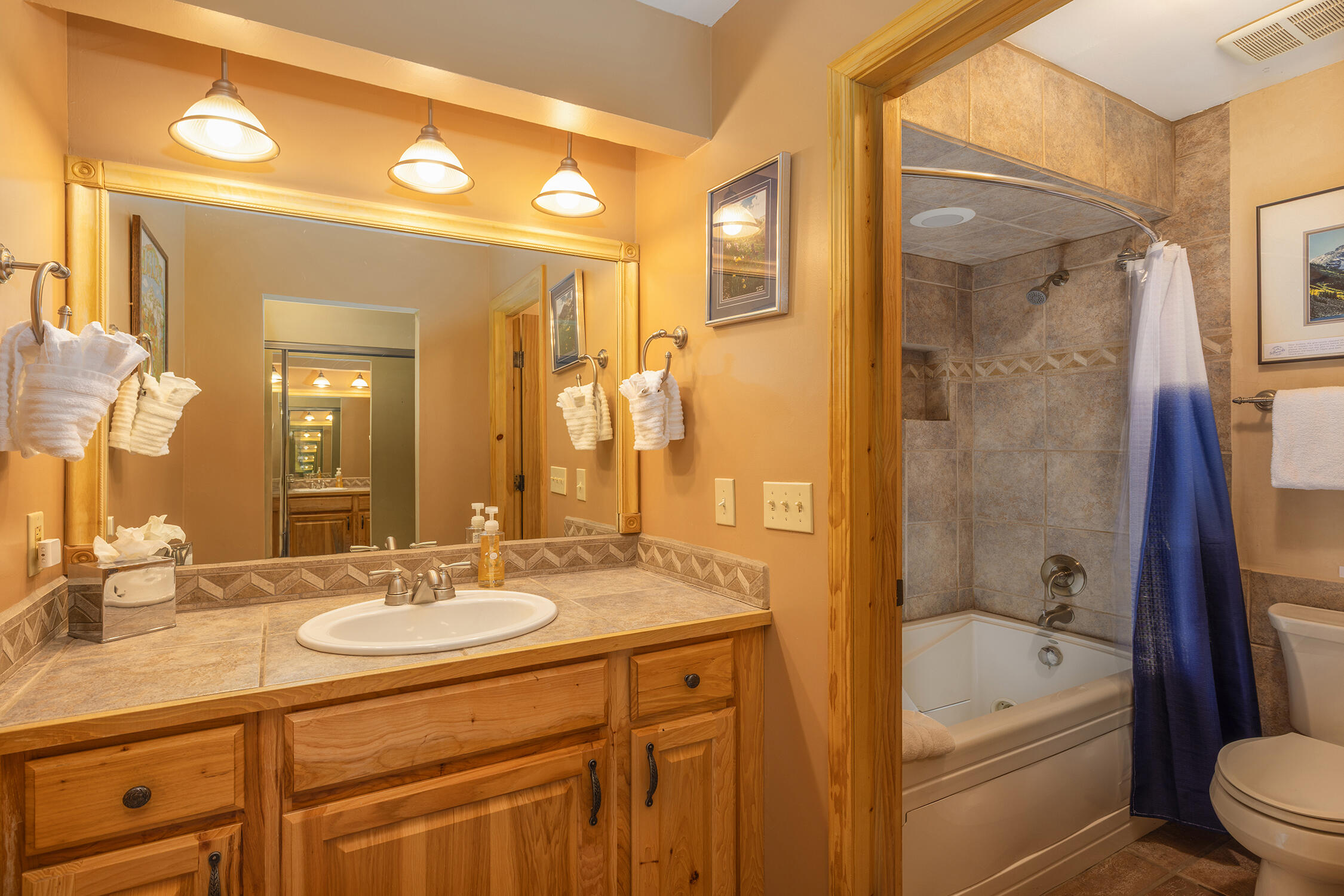 651 W Pacific Ave Avenue