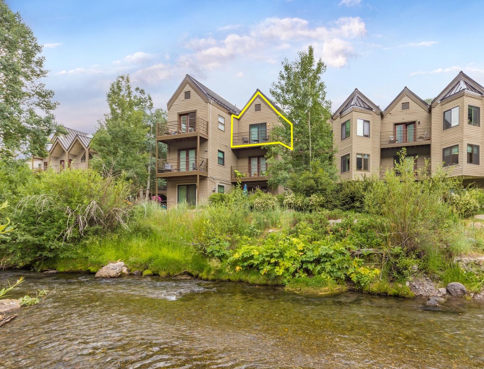 651 W Pacific Ave Avenue