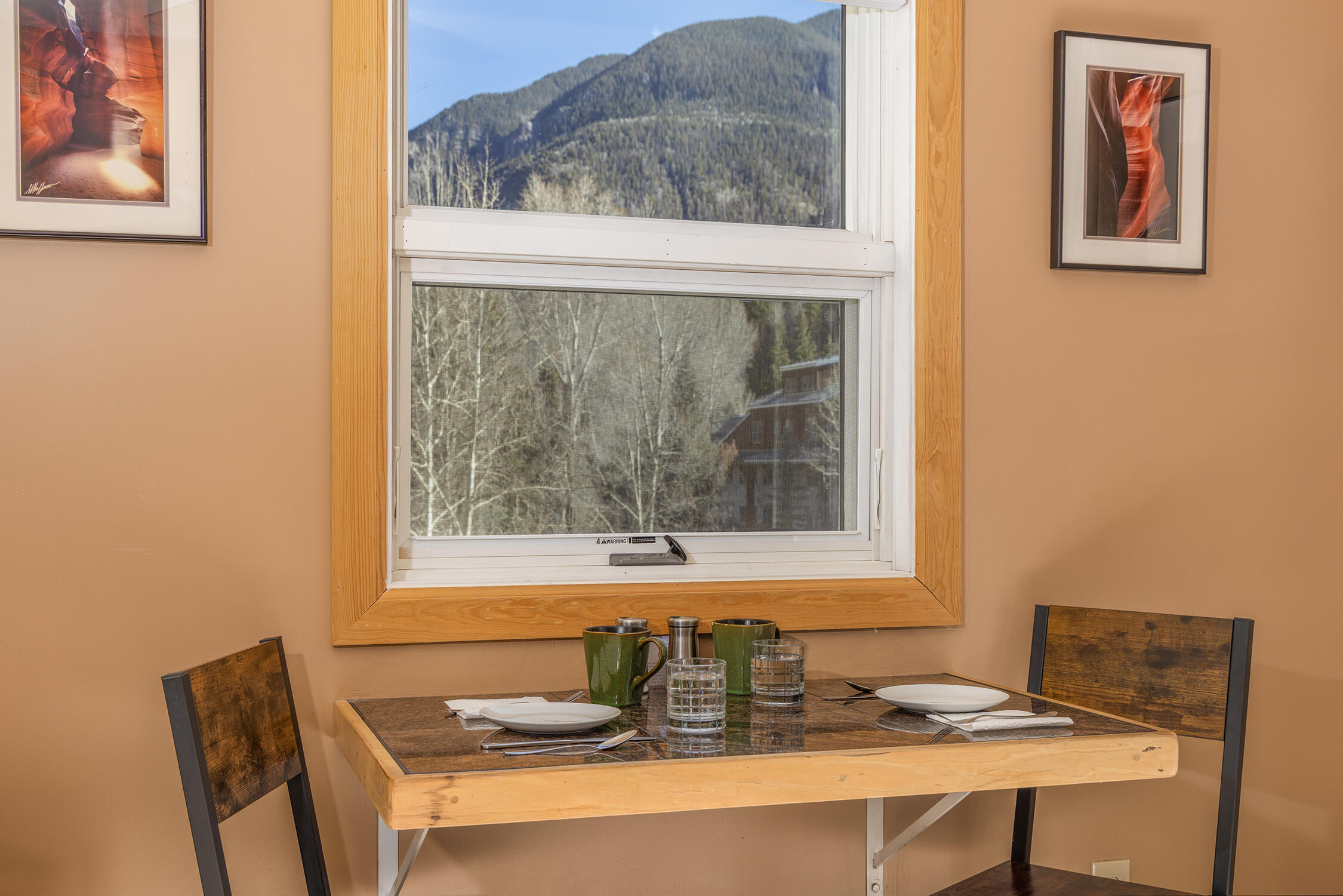 651 W Pacific Ave Avenue