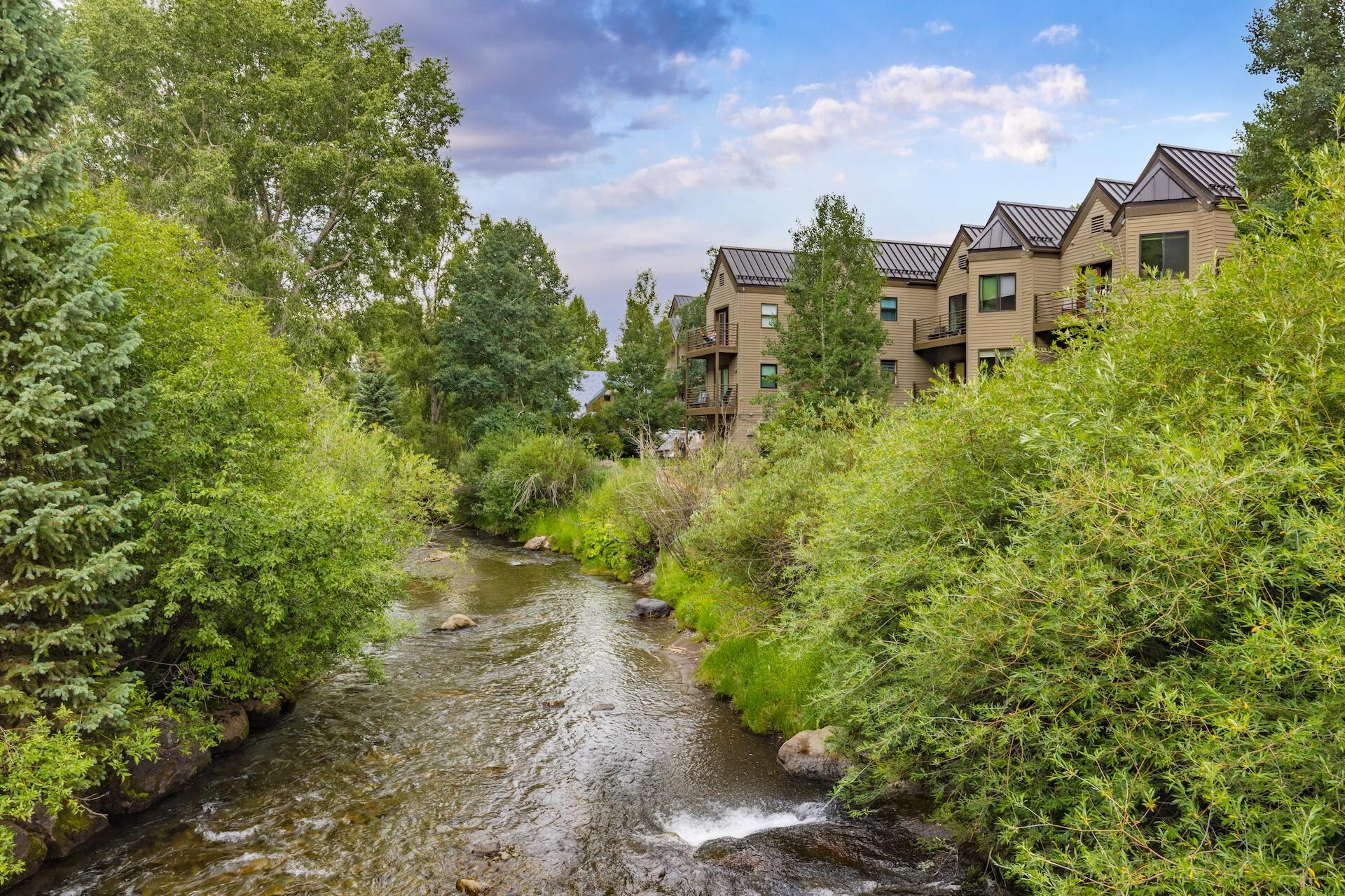 651 W Pacific Ave Avenue