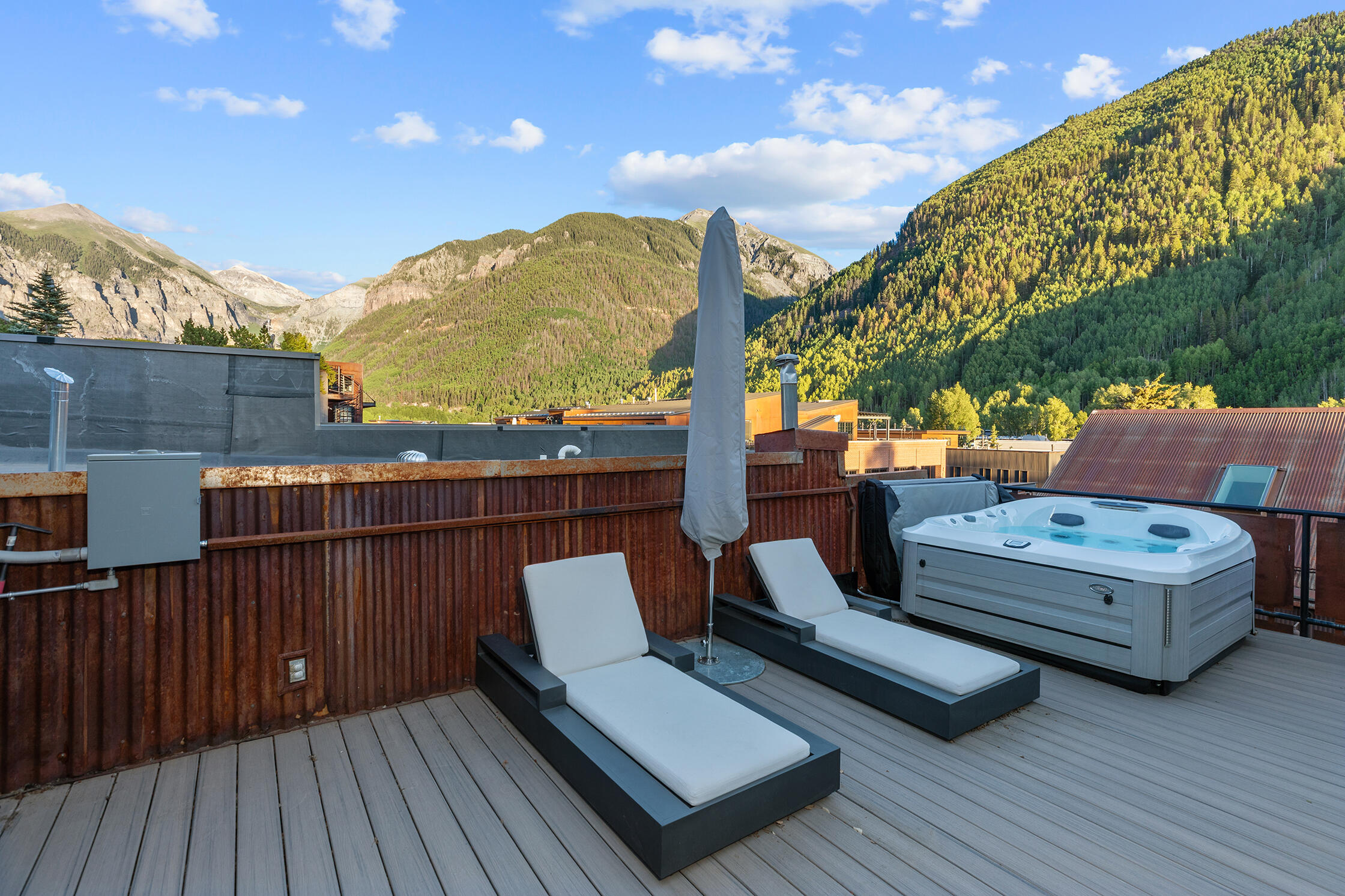 204 W Colorado Avenue Unit: 1