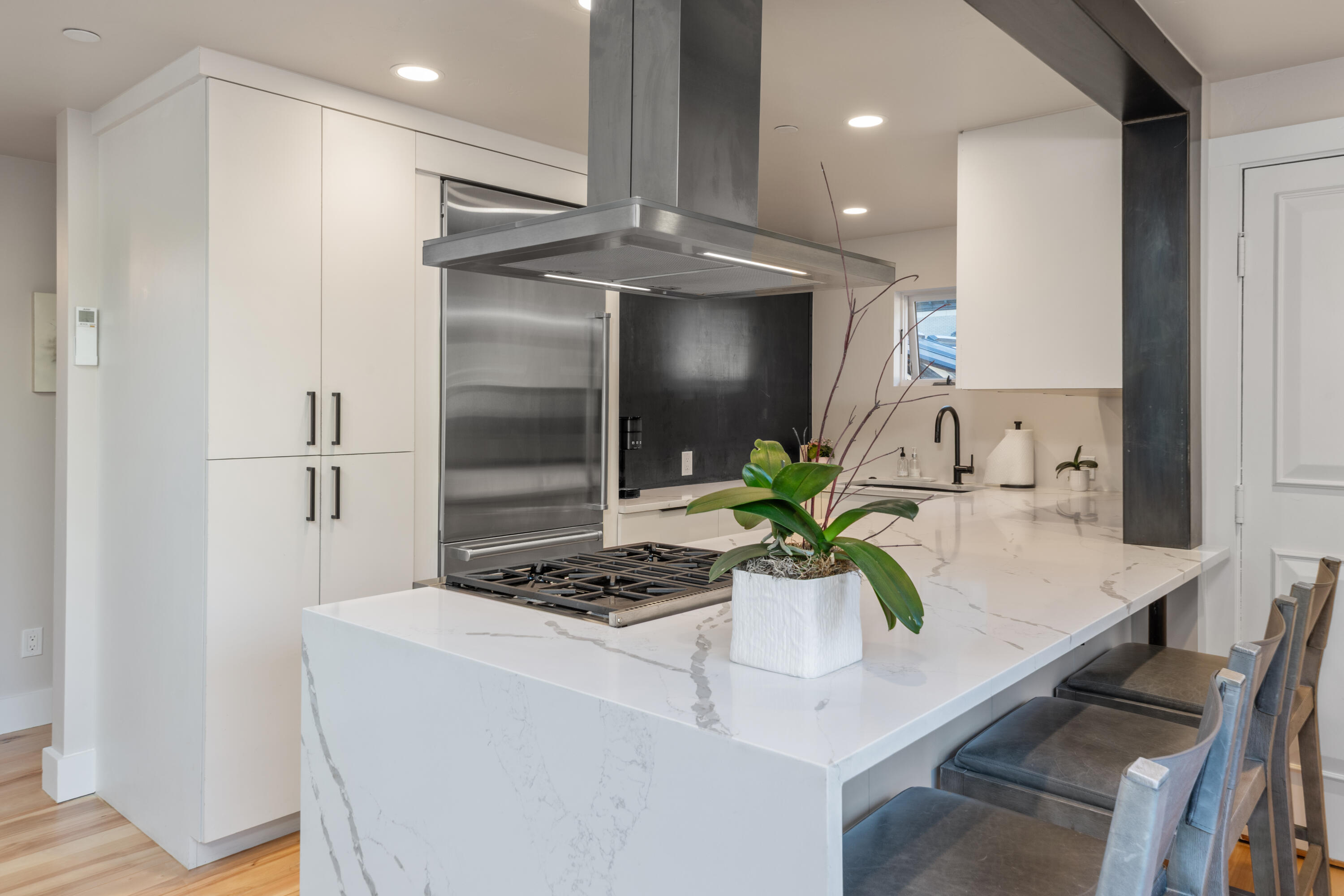 204 W Colorado Avenue Unit: 1