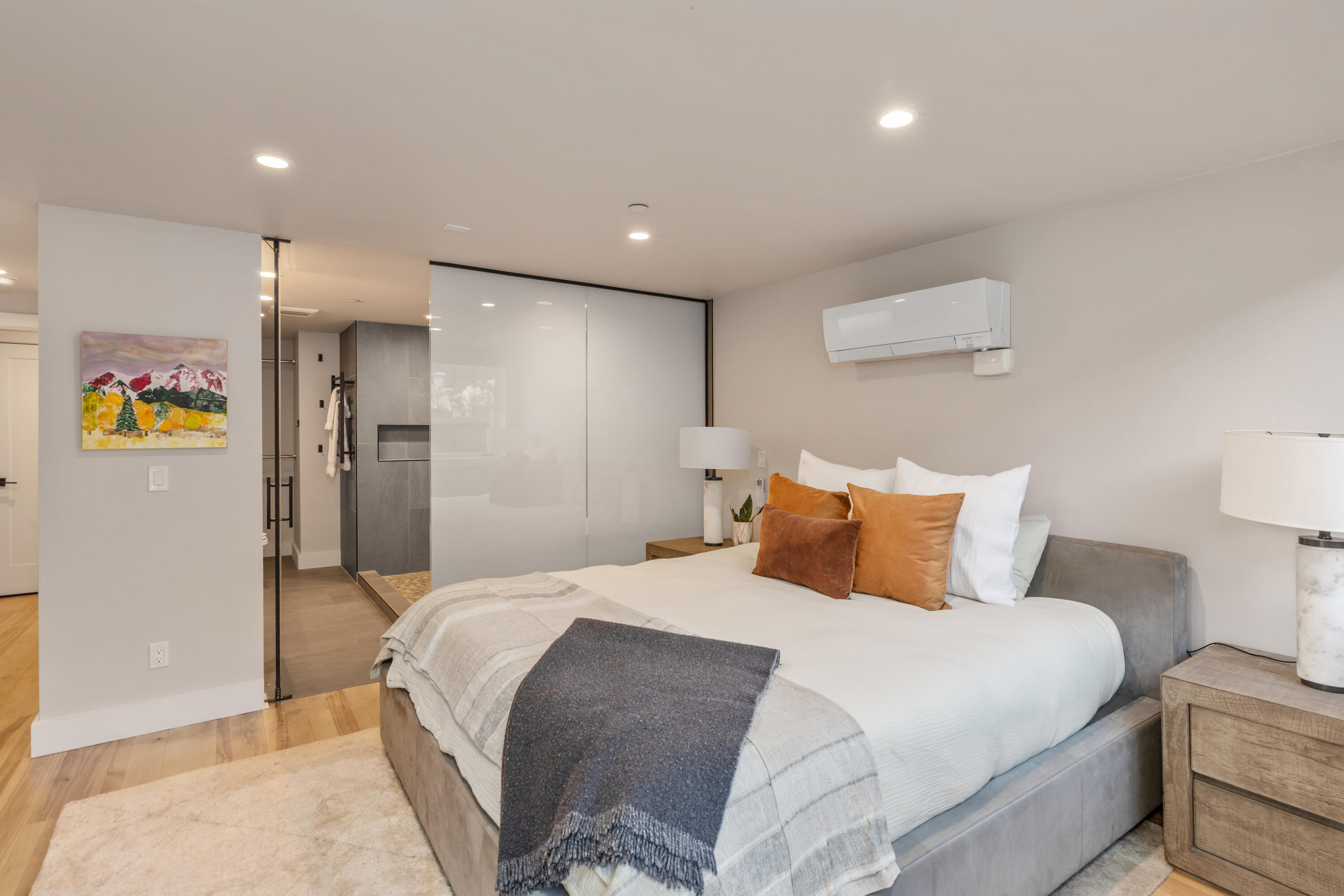 204 W Colorado Avenue Unit: 1